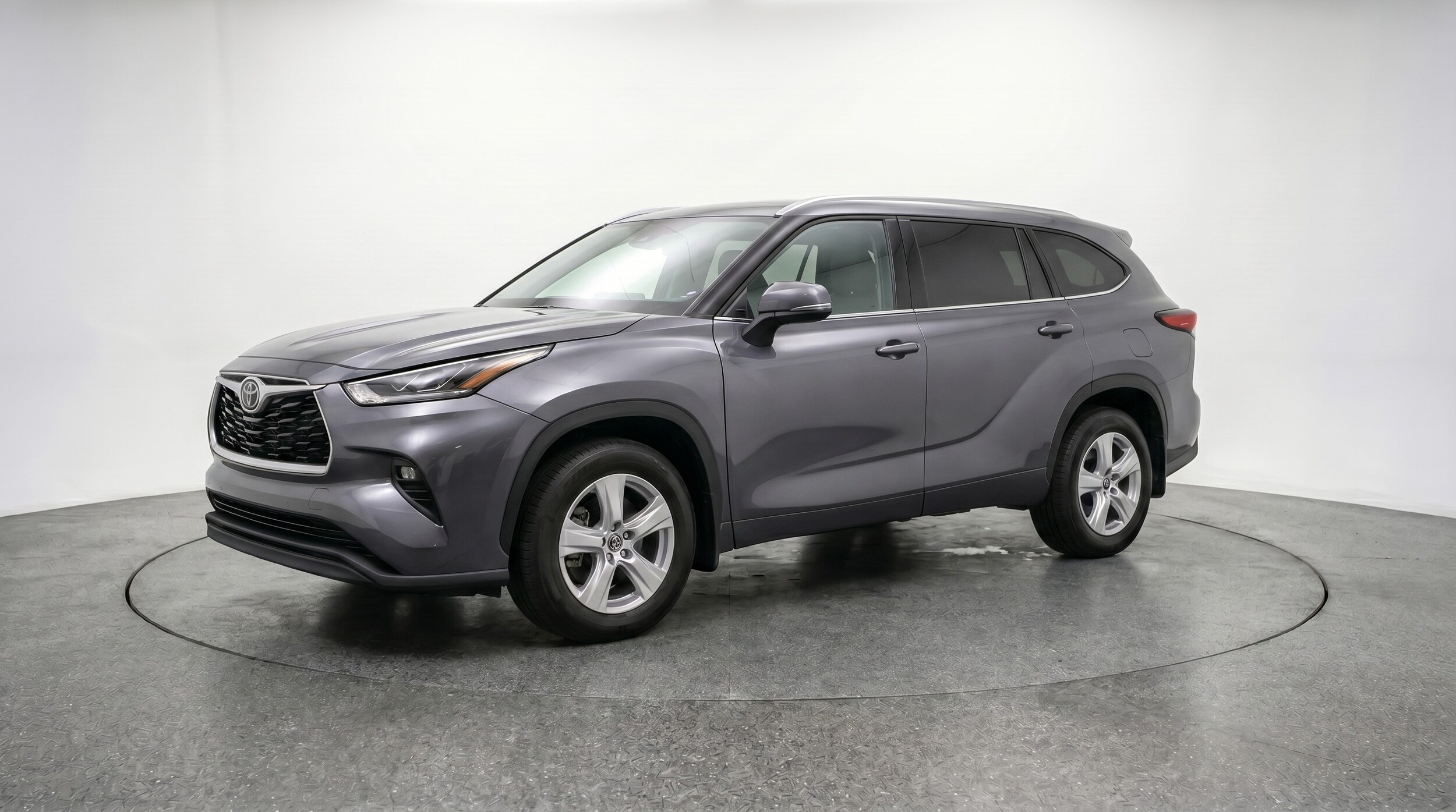 Thumbnail: 2025 Toyota Highlander - 3