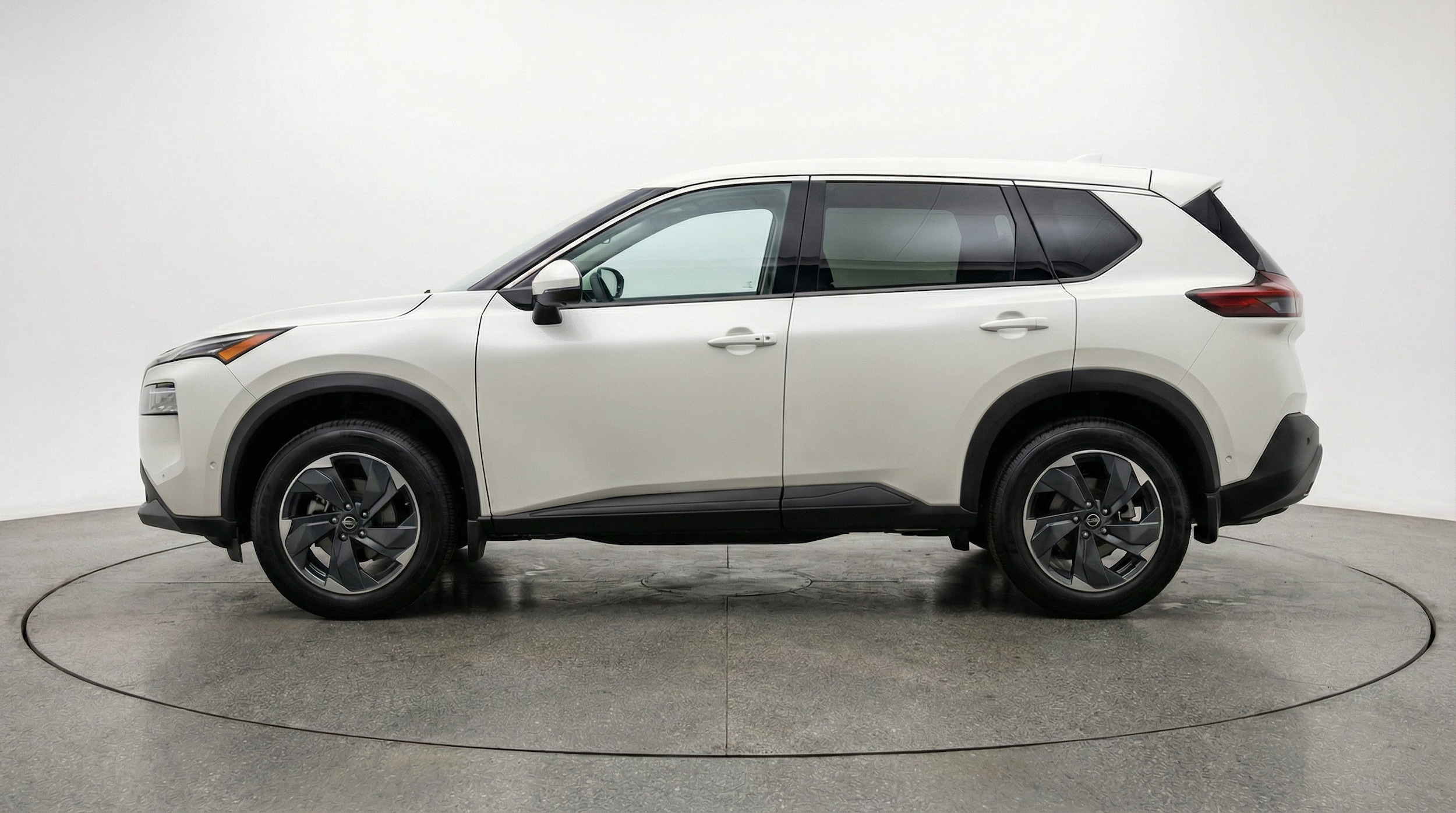 Thumbnail: 2025 Nissan Rogue - 4