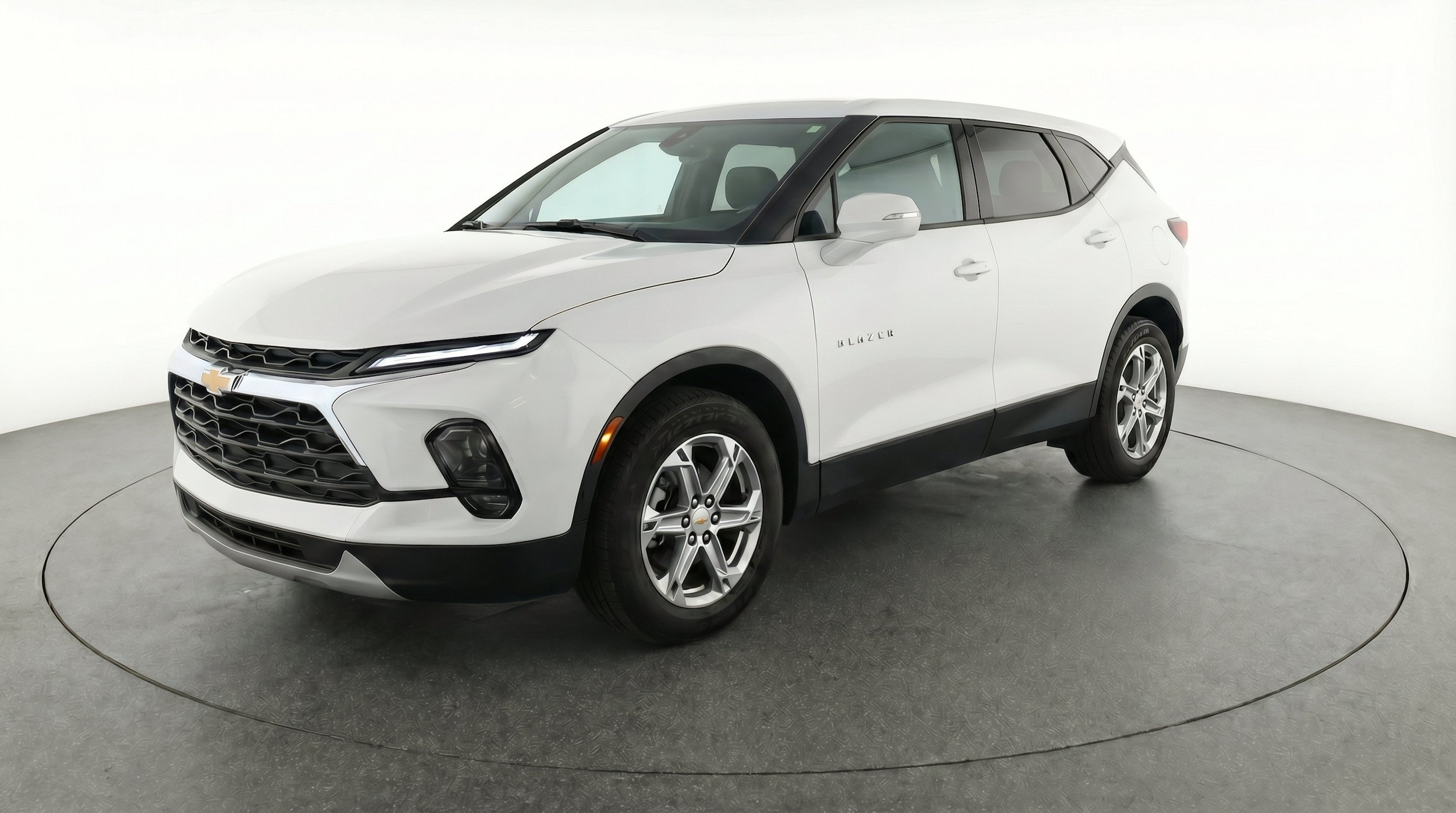 Thumbnail: 2025 Chevrolet Blazer - 3