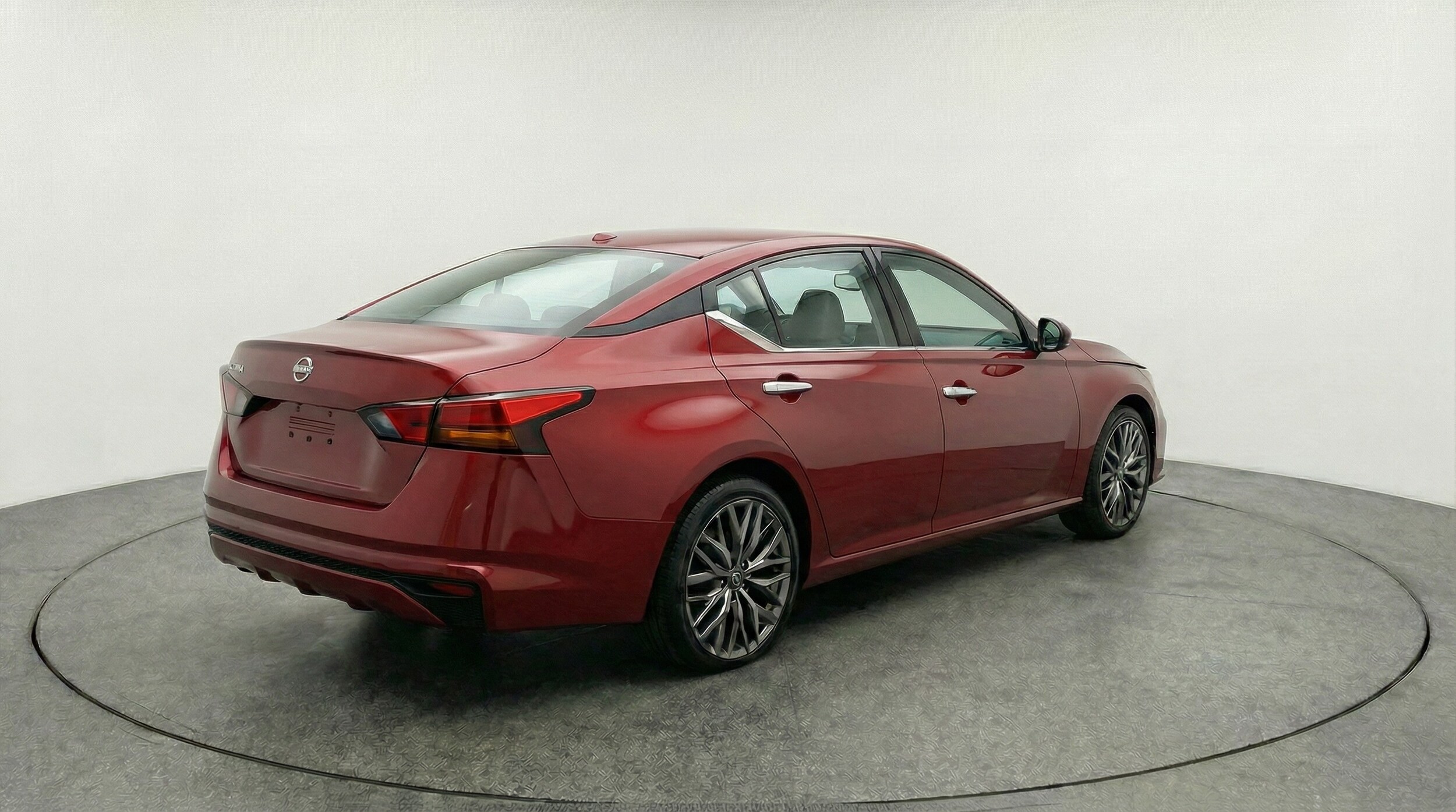 Thumbnail: 2025 Nissan Altima - 7