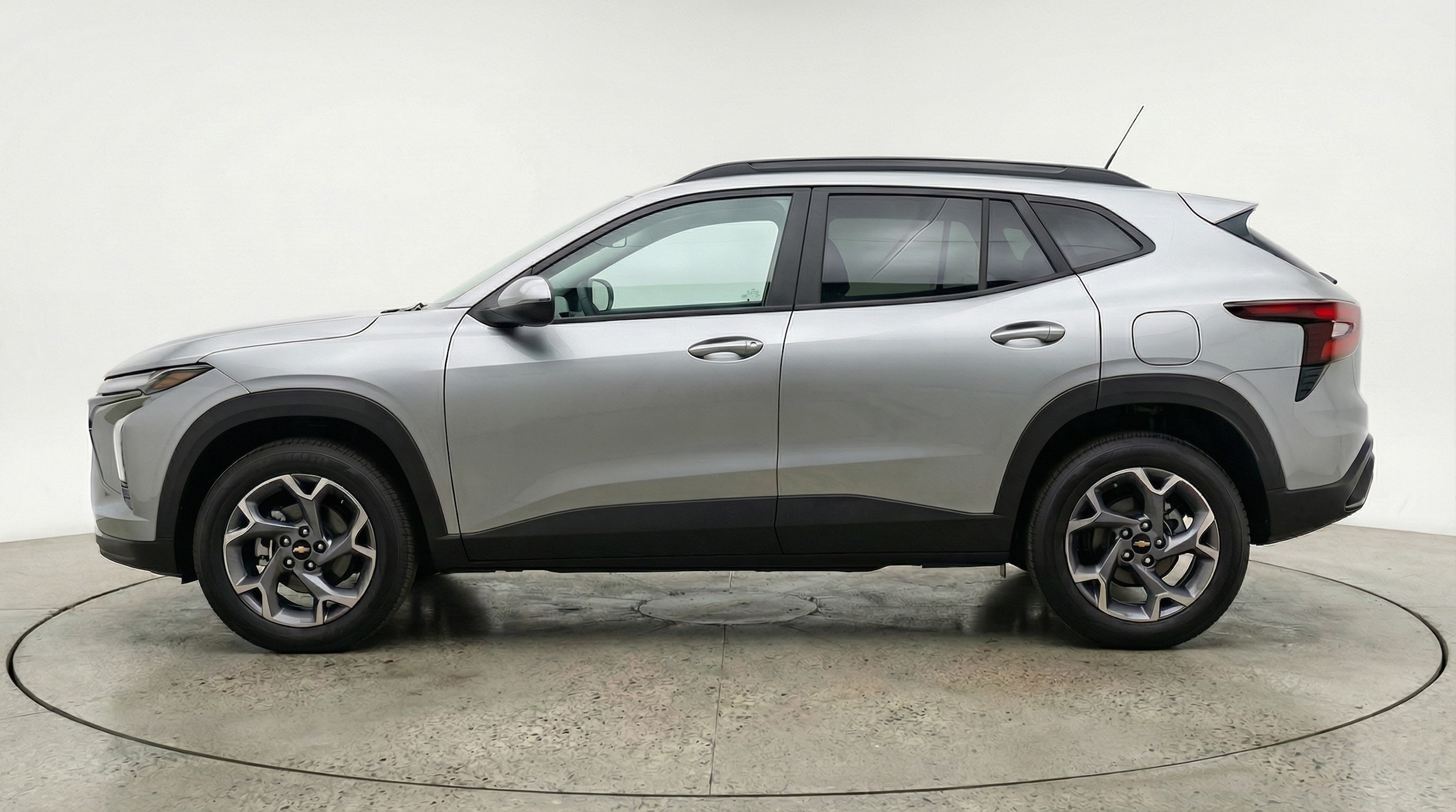 Thumbnail: 2025 Chevrolet Trax - 4