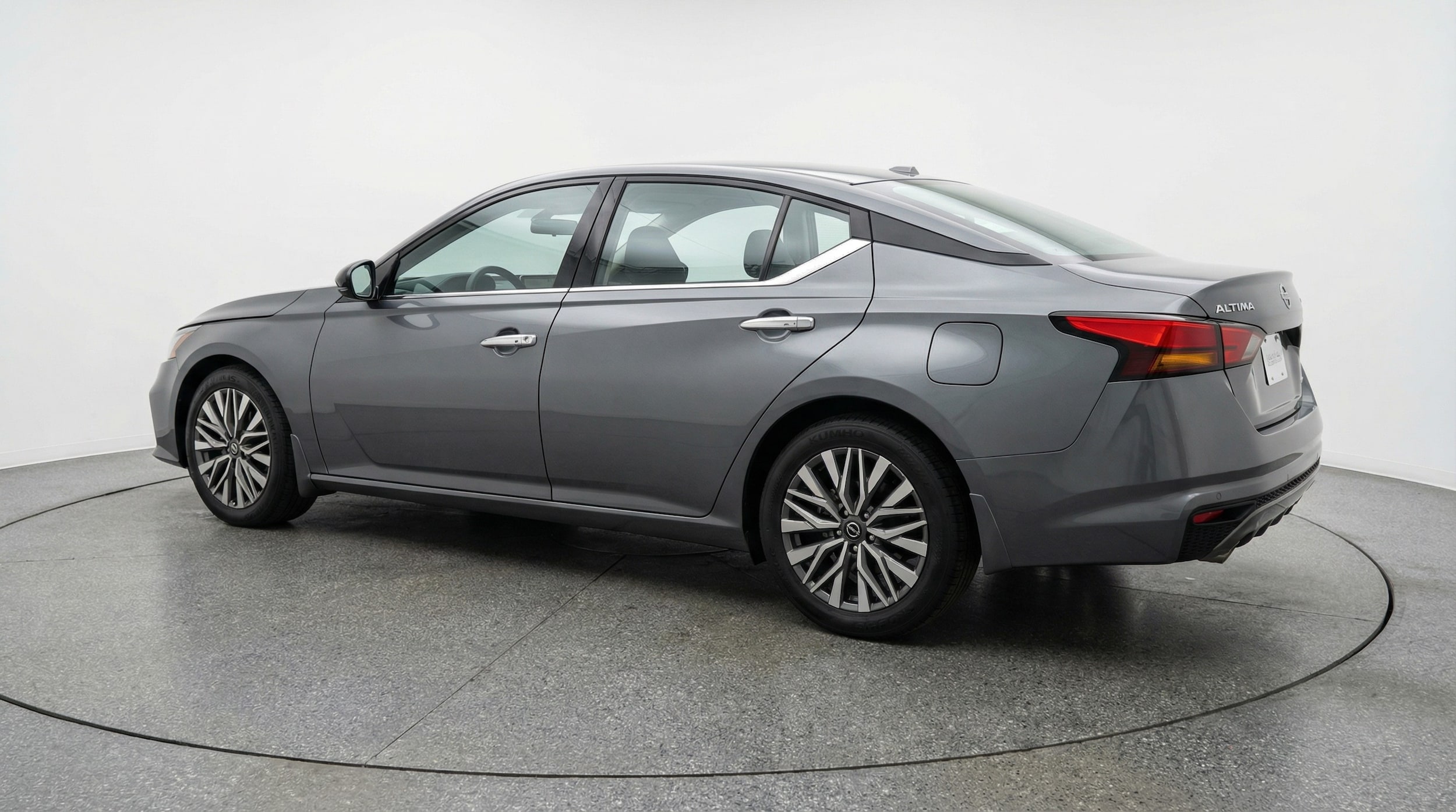 Thumbnail: 2025 Nissan Altima - 5