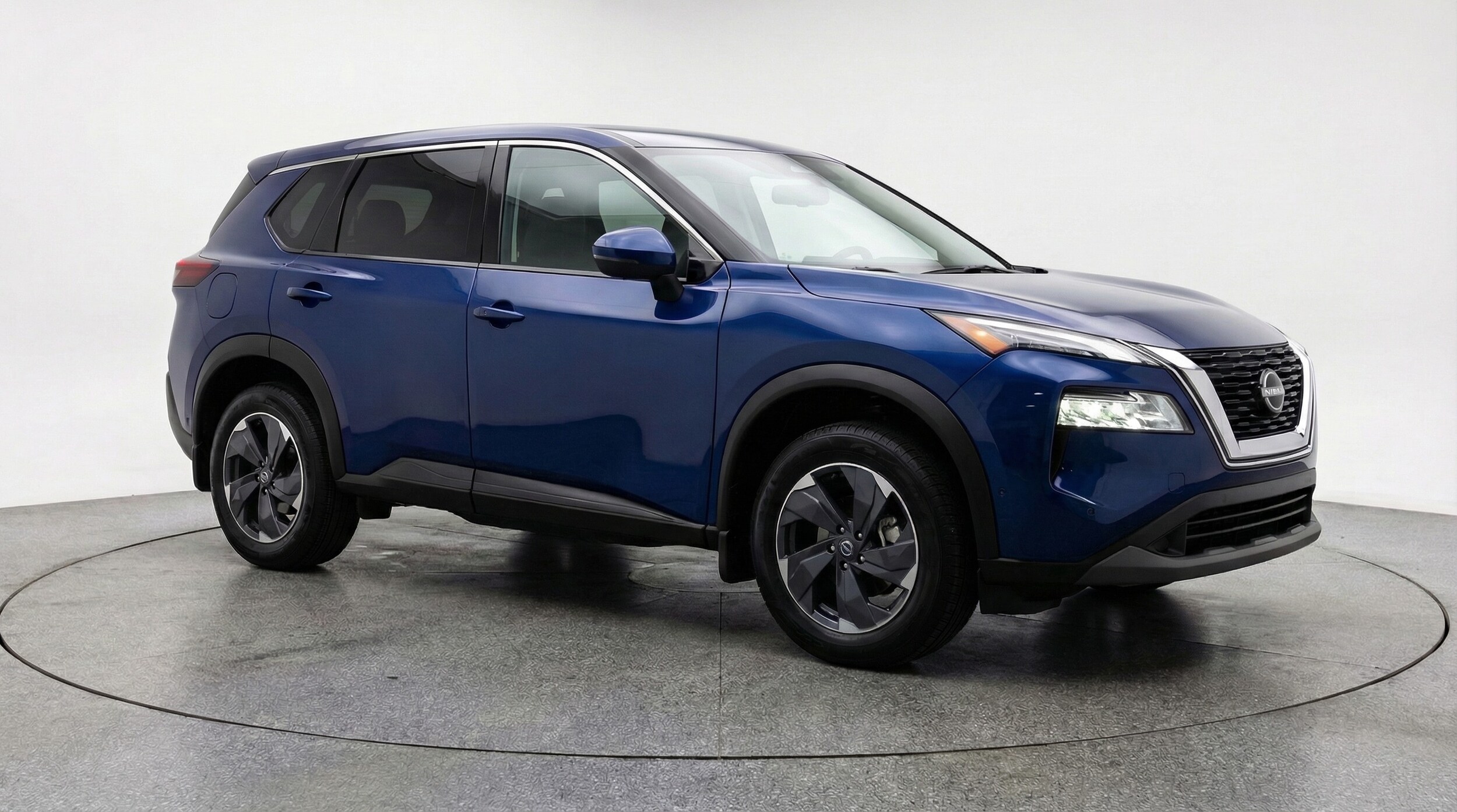 Thumbnail: 2025 Nissan Rogue - 1