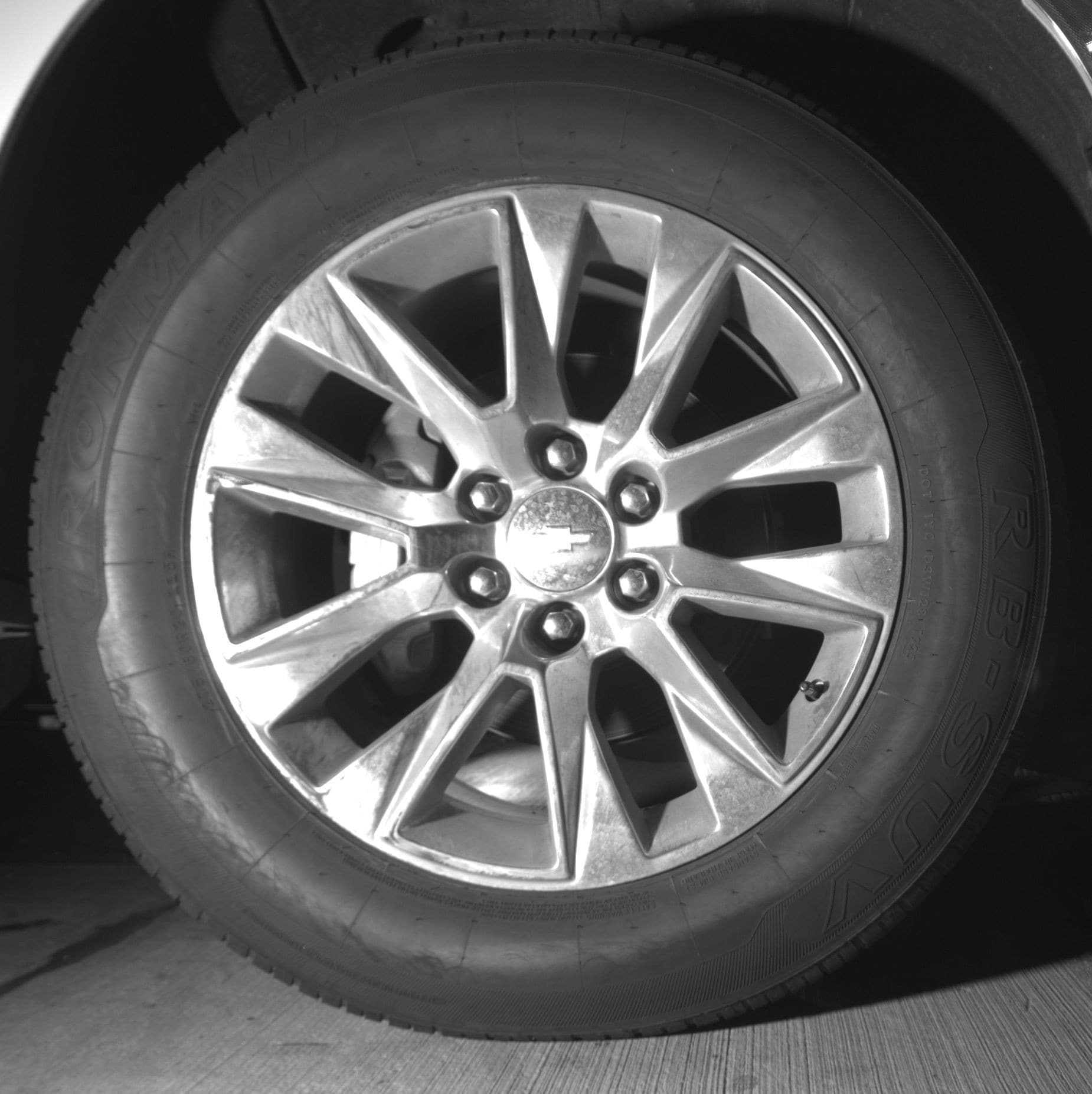 Thumbnail: 2023 Chevrolet Suburban - 9