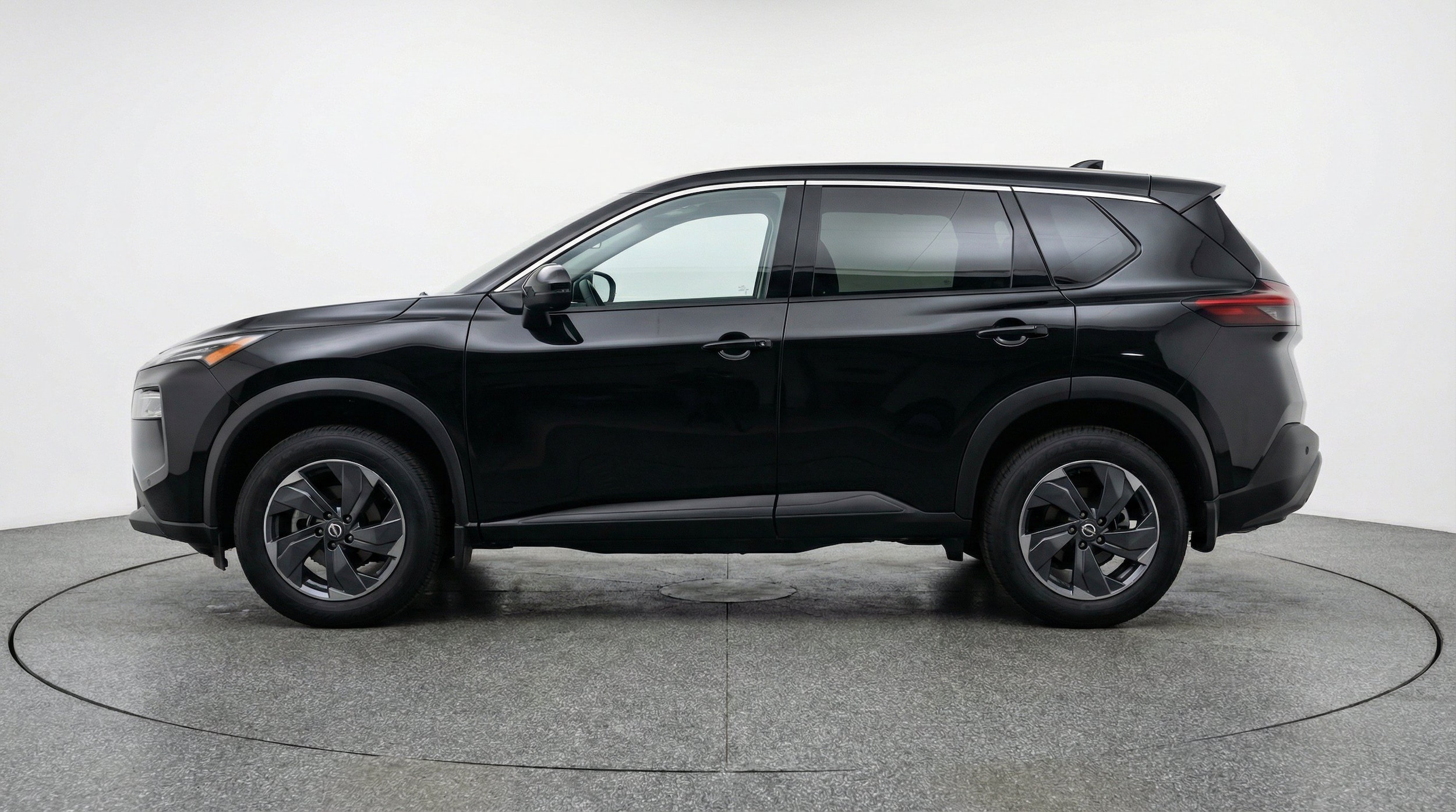Thumbnail: 2025 Nissan Rogue - 5