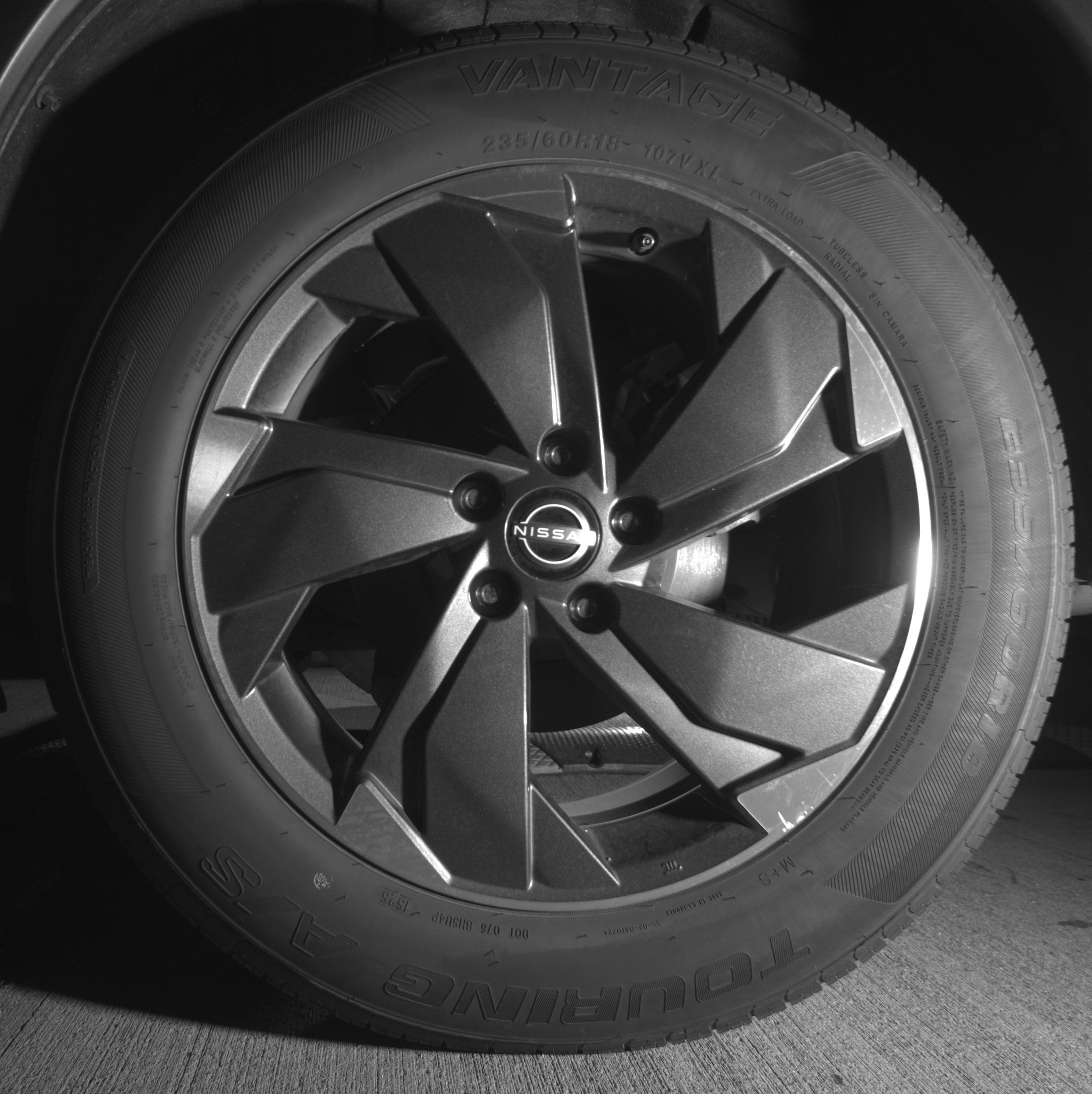 Thumbnail: 2025 Nissan Rogue - 14