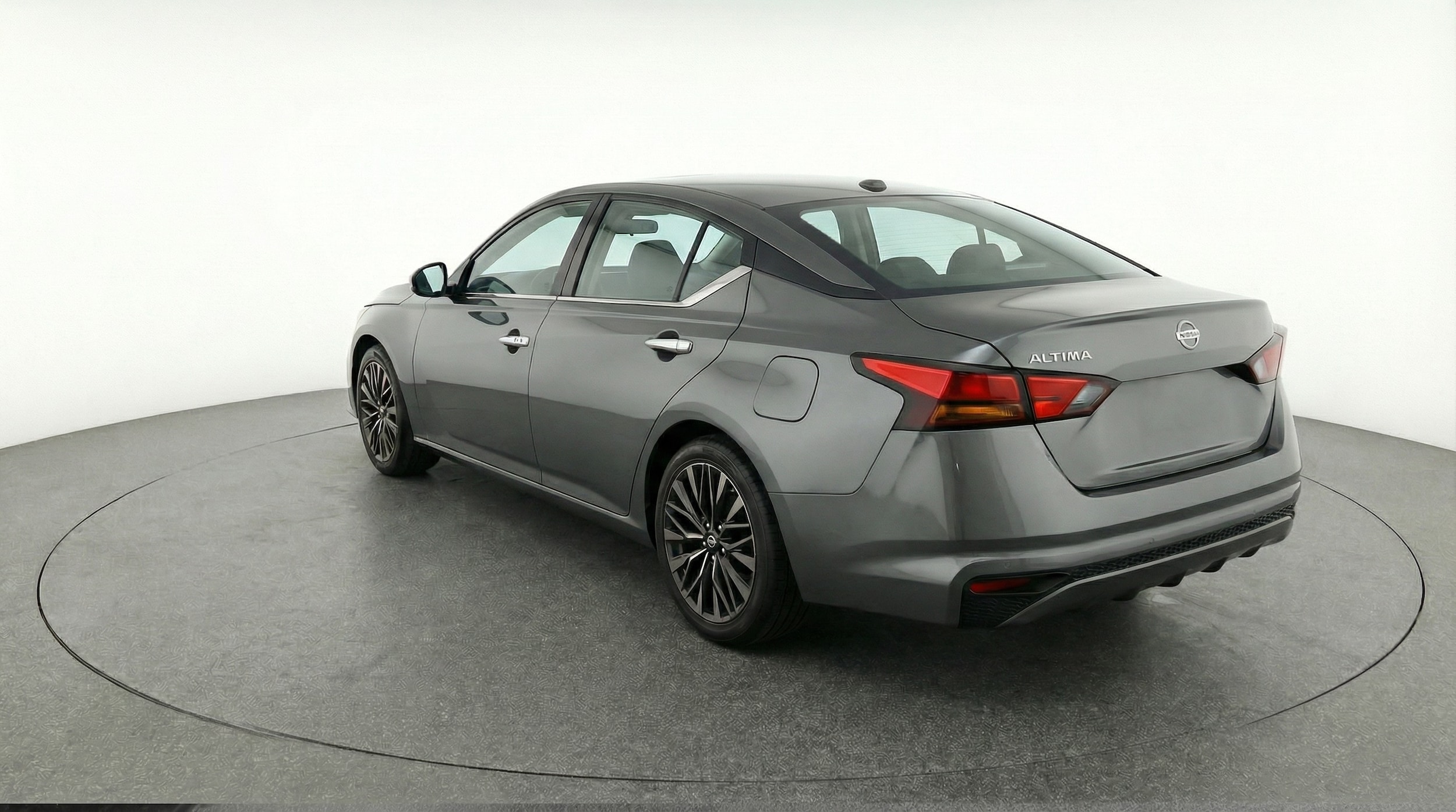 Thumbnail: 2025 Nissan Altima - 5