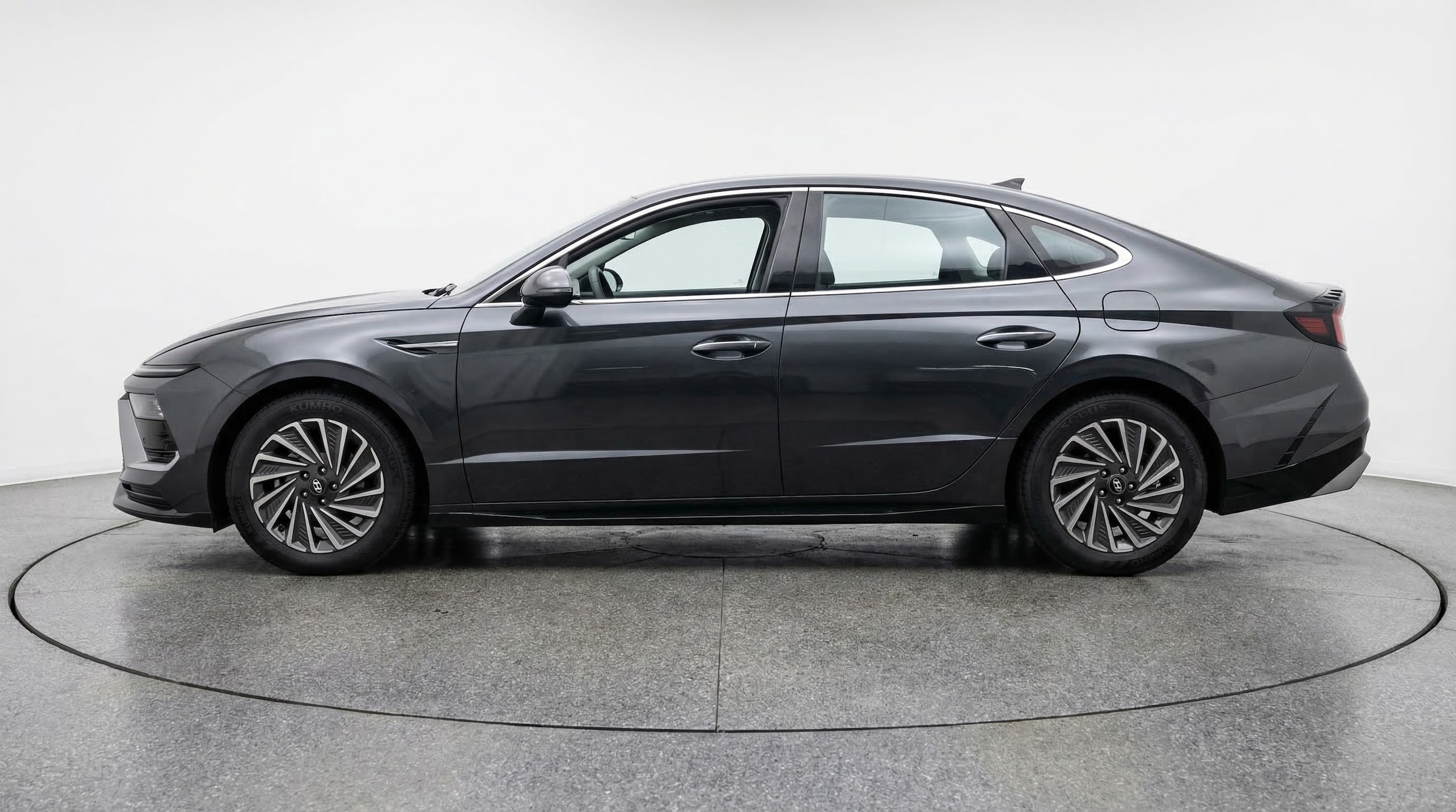 Thumbnail: 2025 Hyundai Sonata - 4