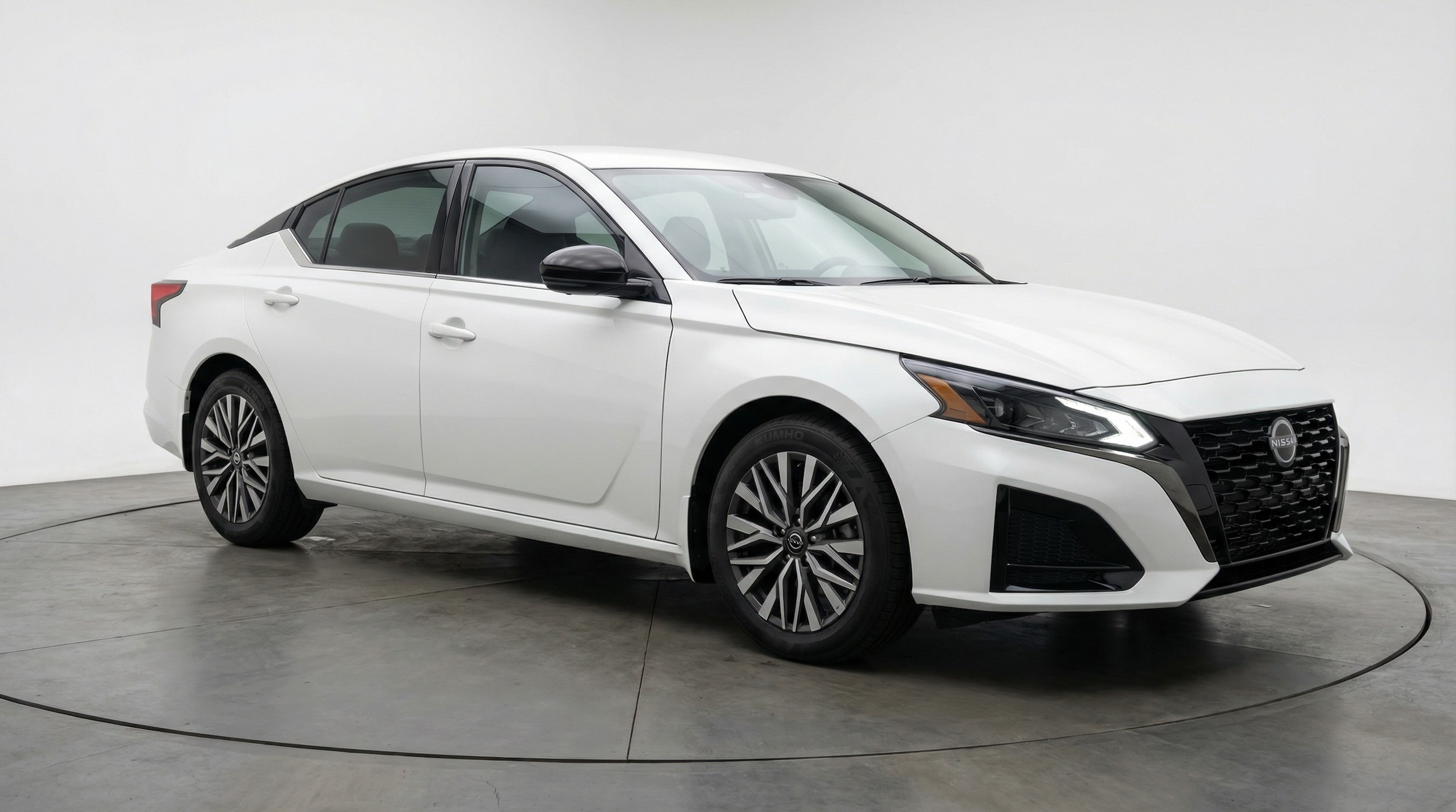 Thumbnail: 2025 Nissan Altima - 1