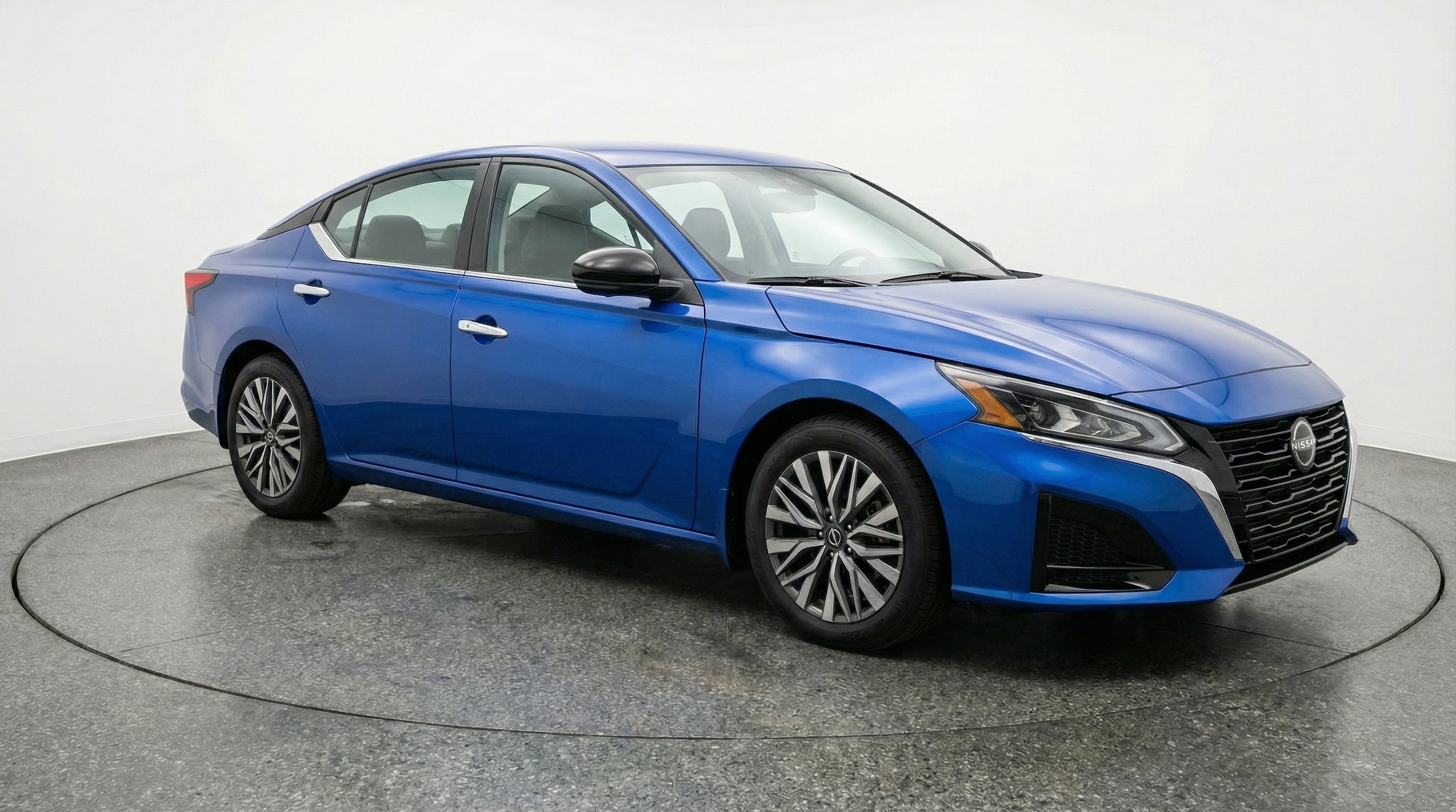 Thumbnail: 2025 Nissan Altima - 1