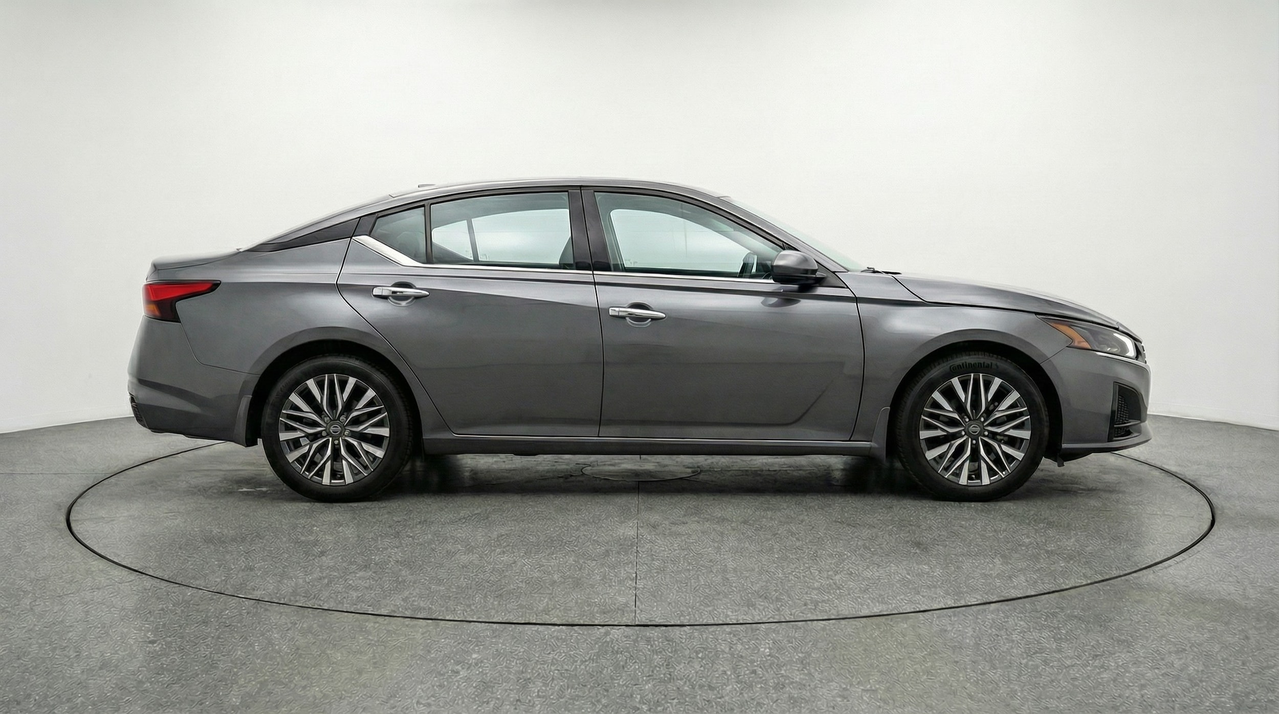 Thumbnail: 2025 Nissan Altima - 8