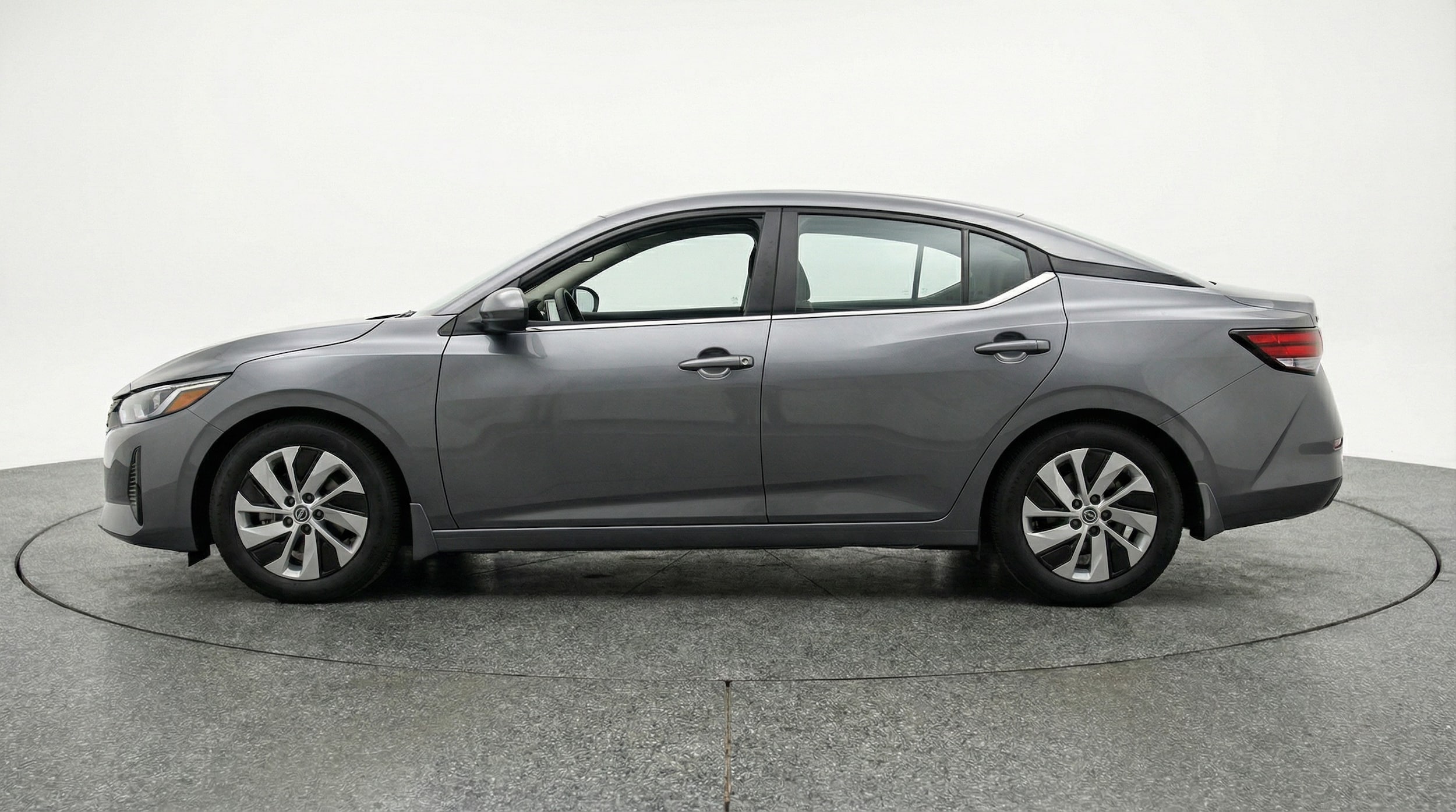 Thumbnail: 2025 Nissan Sentra - 4