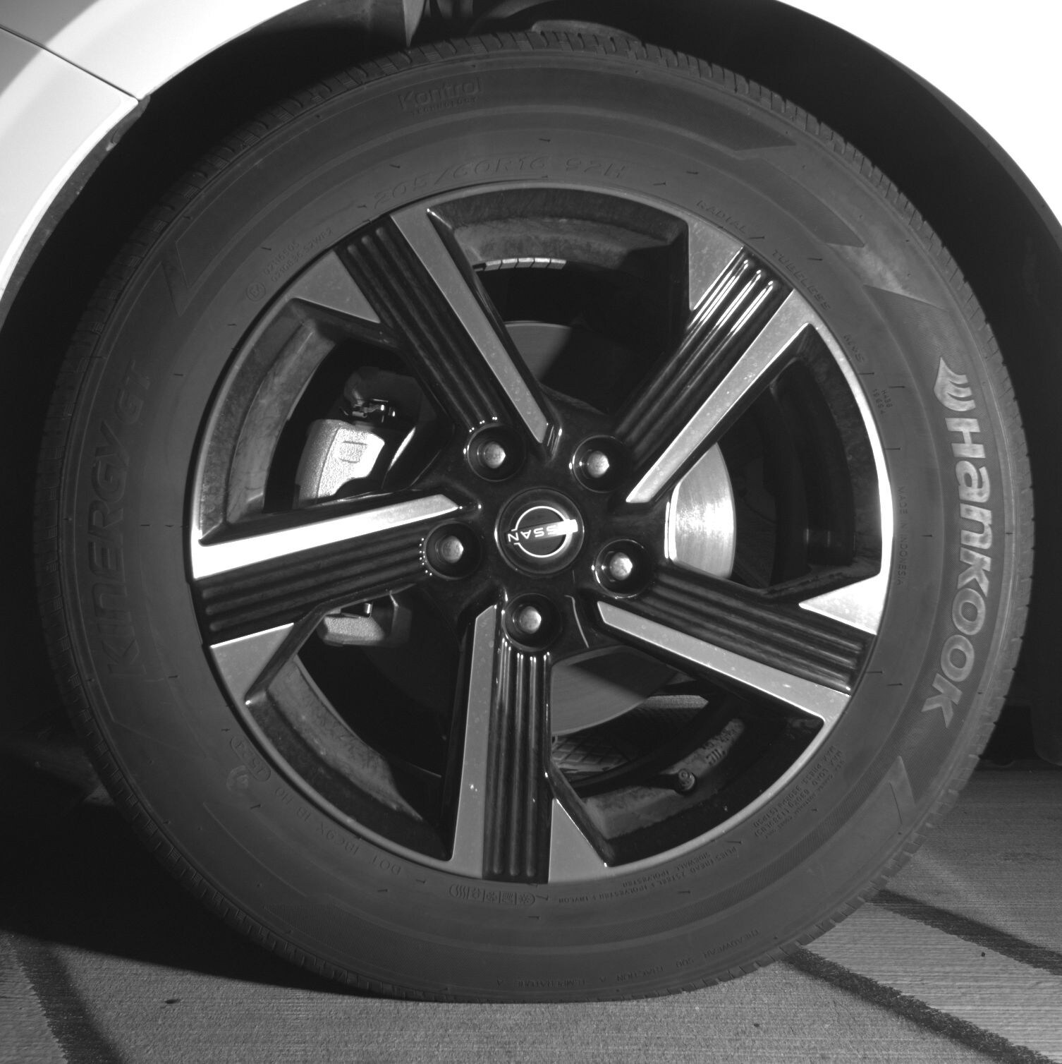 Thumbnail: 2025 Nissan Sentra - 9