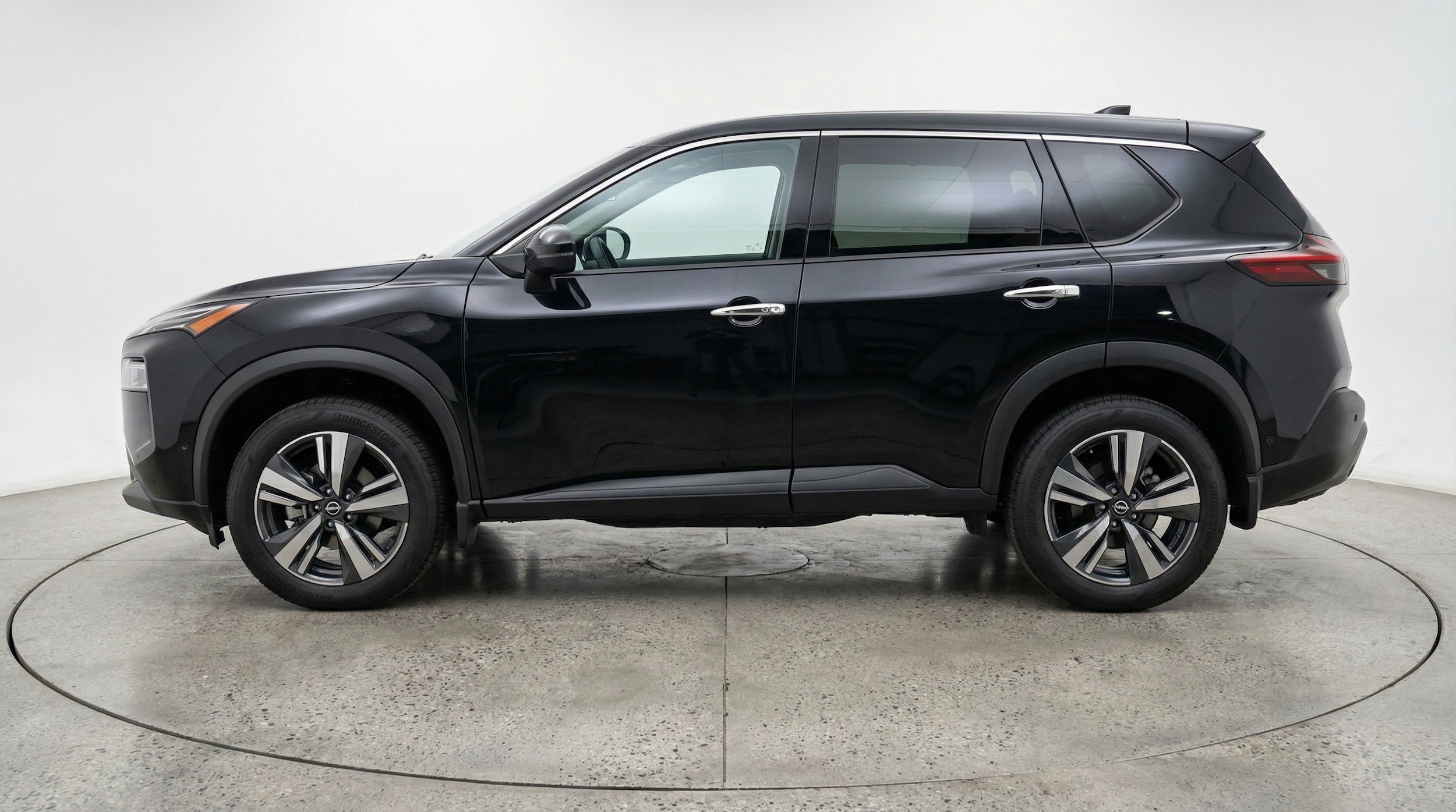 Thumbnail: 2026 Nissan Rogue - 5