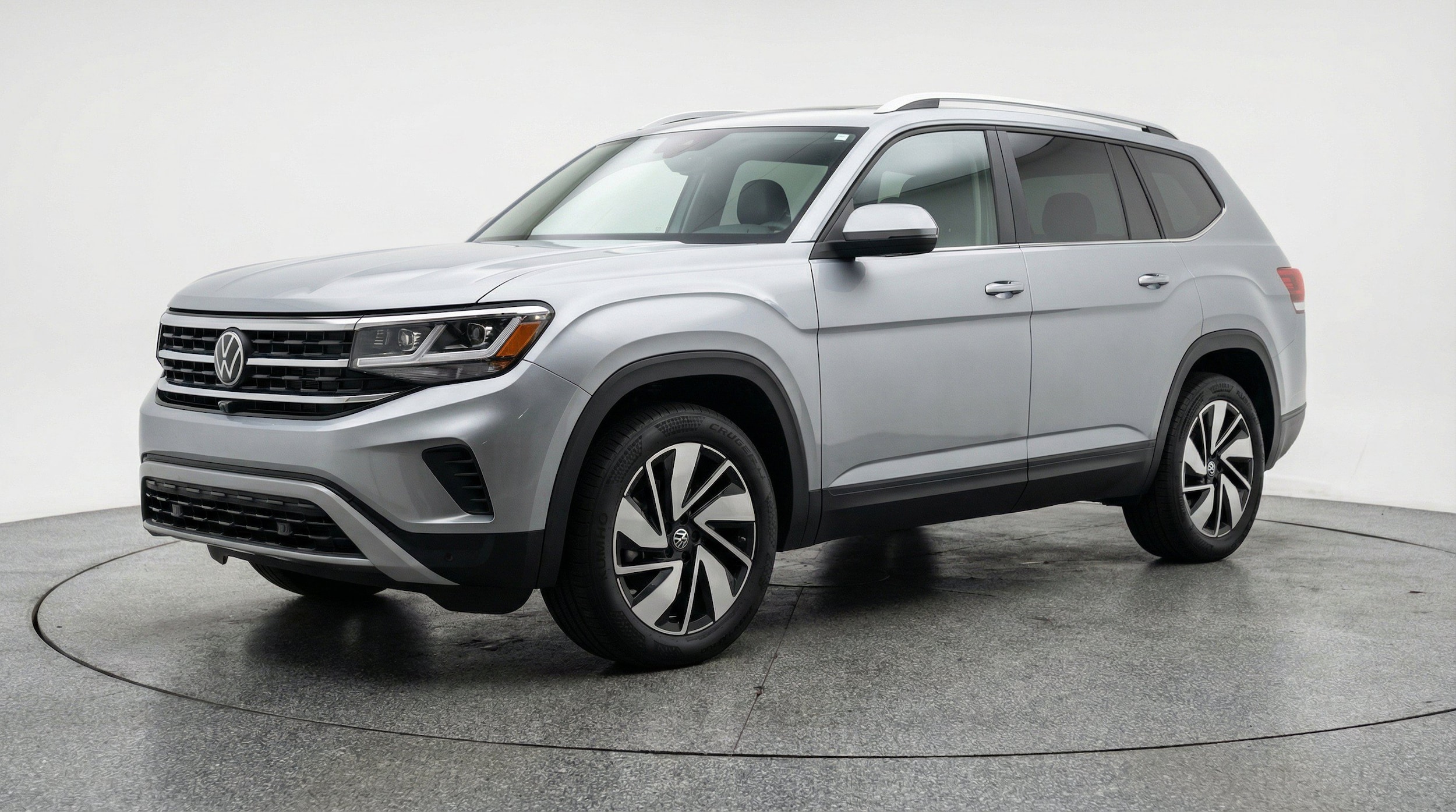 Thumbnail: 2026 Volkswagen Atlas - 3
