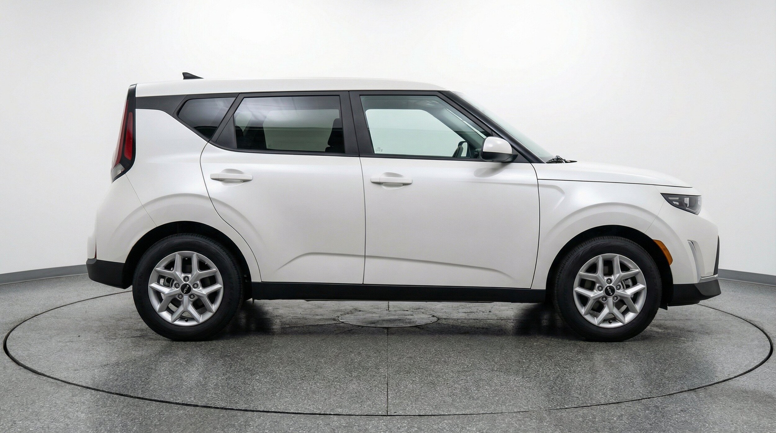 Thumbnail: 2025 Kia Soul - 11