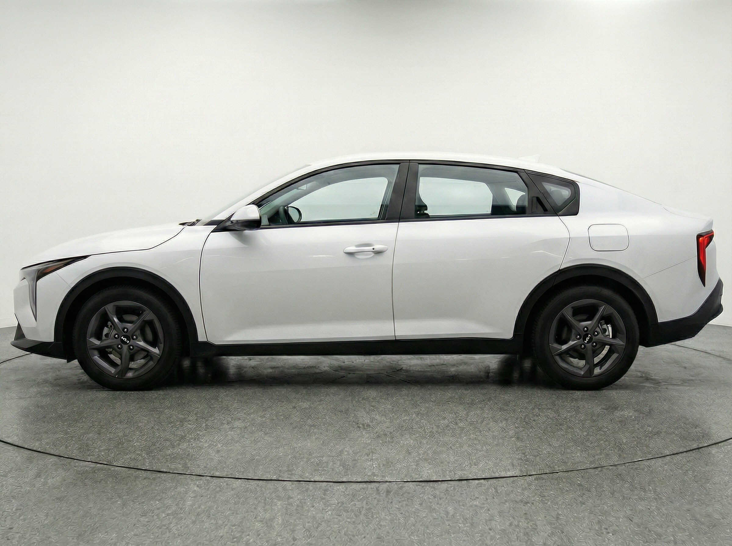 Thumbnail: 2025 Kia K4 - 4