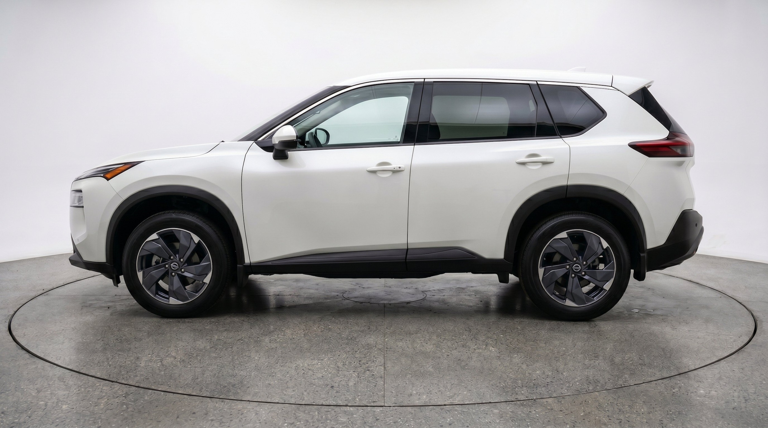 Thumbnail: 2025 Nissan Rogue - 5