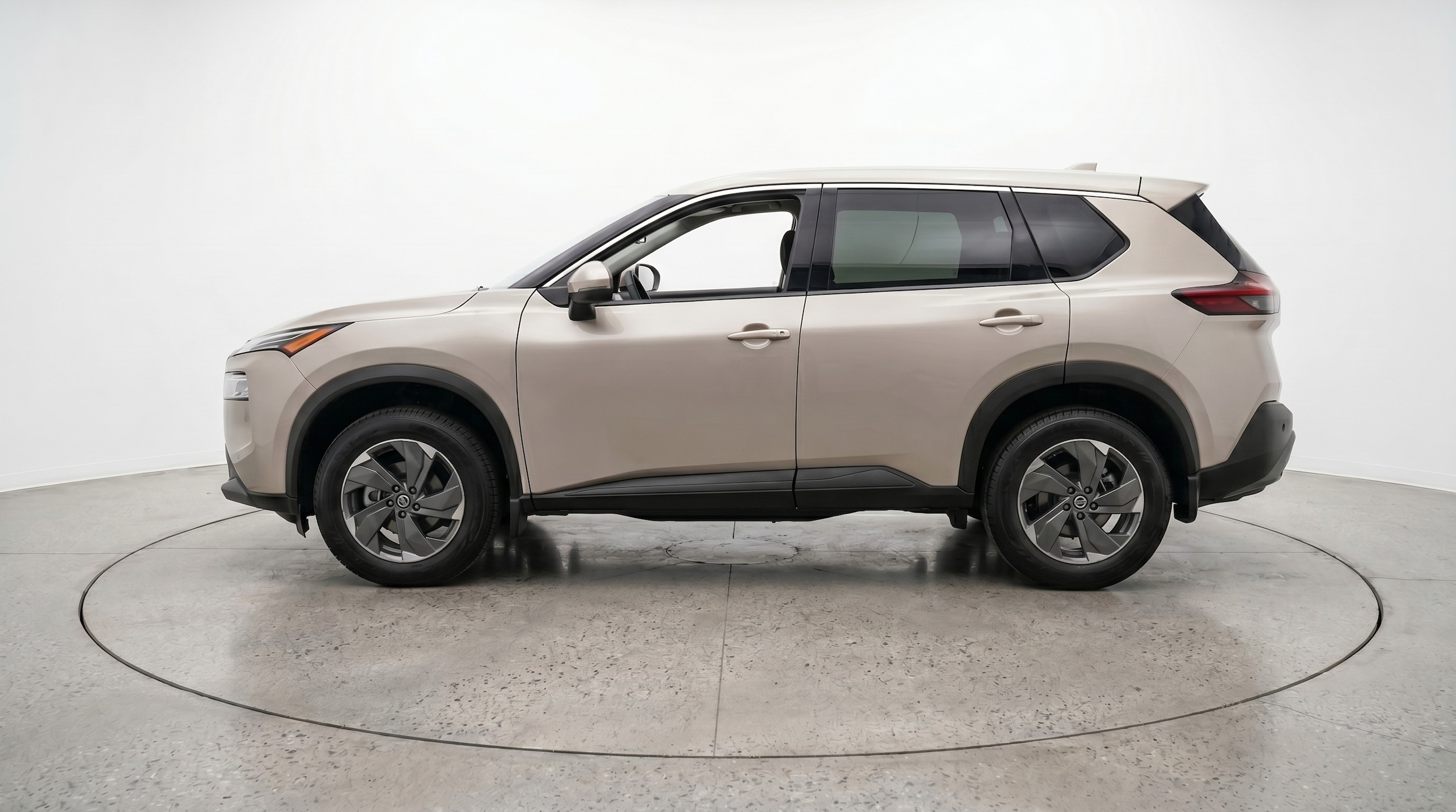 Thumbnail: 2025 Nissan Rogue - 4