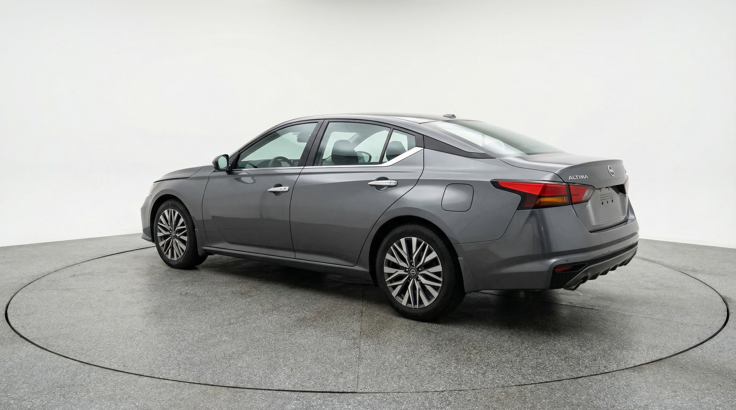 Thumbnail: 2025 Nissan Altima - 6