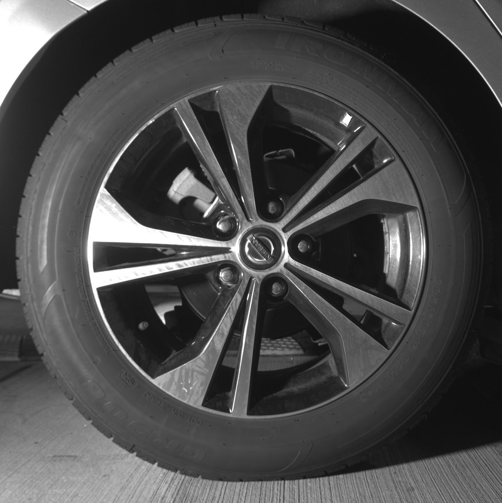 Thumbnail: 2023 Nissan Sentra - 12