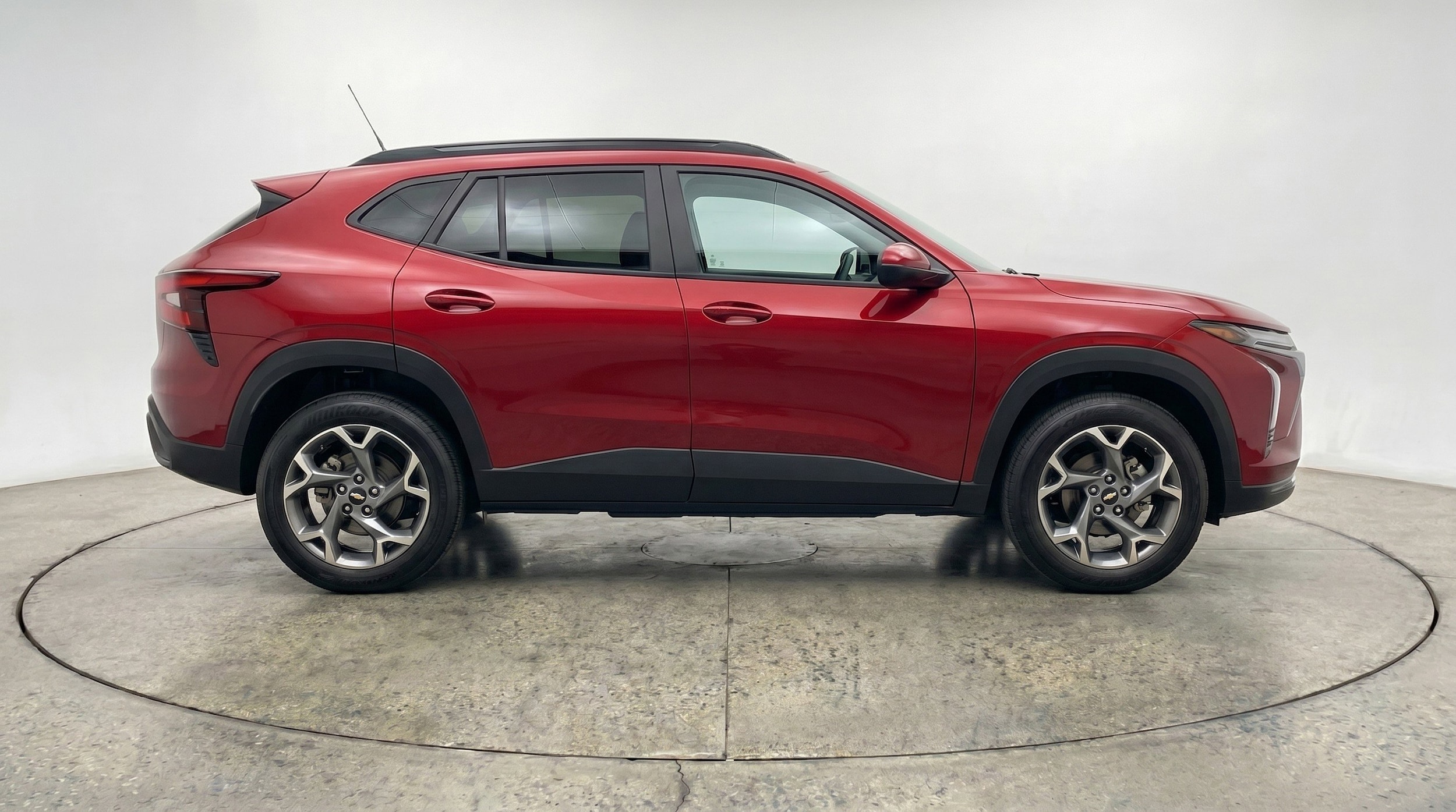Thumbnail: 2025 Chevrolet Trax - 11