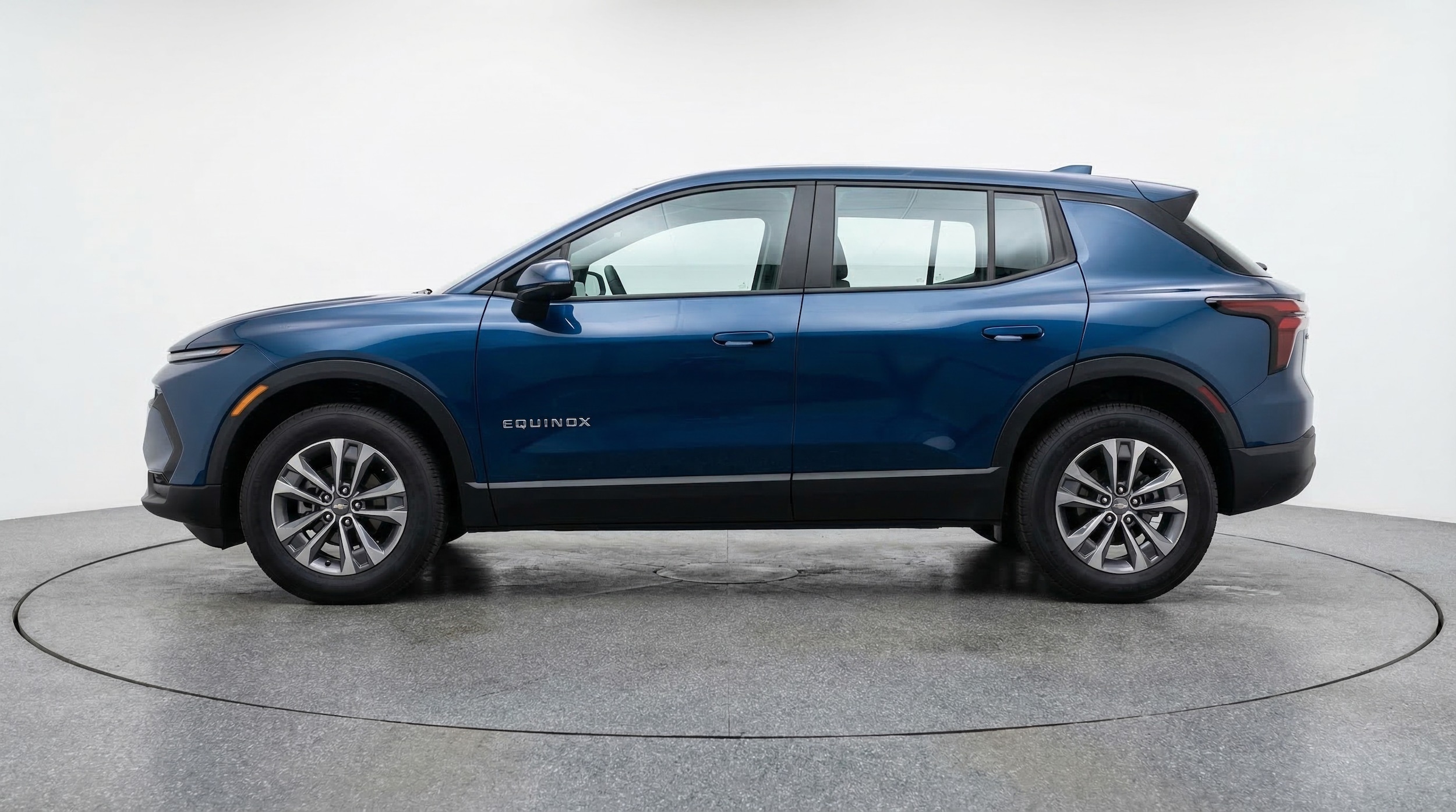 Thumbnail: 2025 Chevrolet Equinox - 4