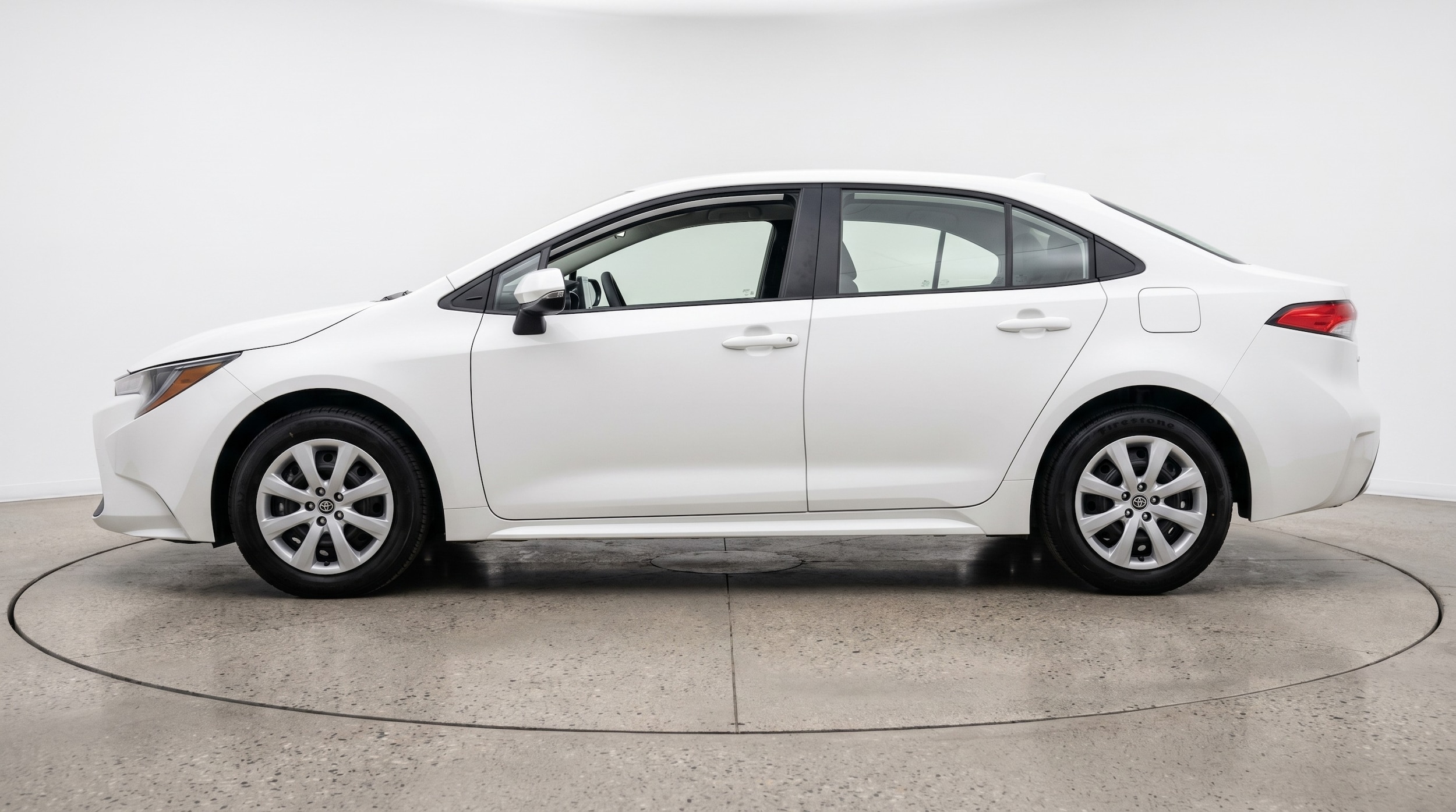 Thumbnail: 2025 Toyota Corolla - 4