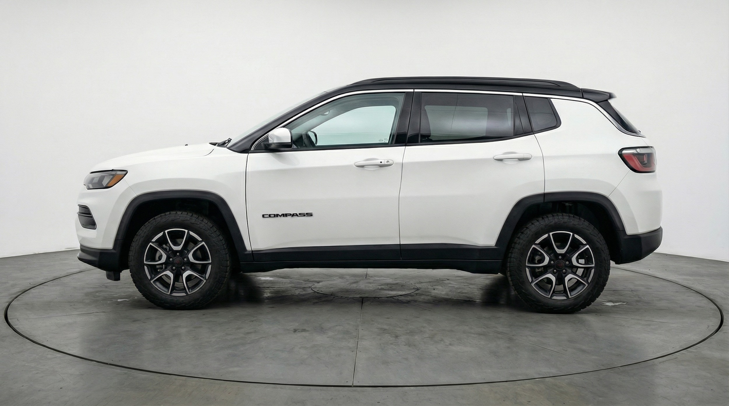 Thumbnail: 2025 Jeep Compass - 4