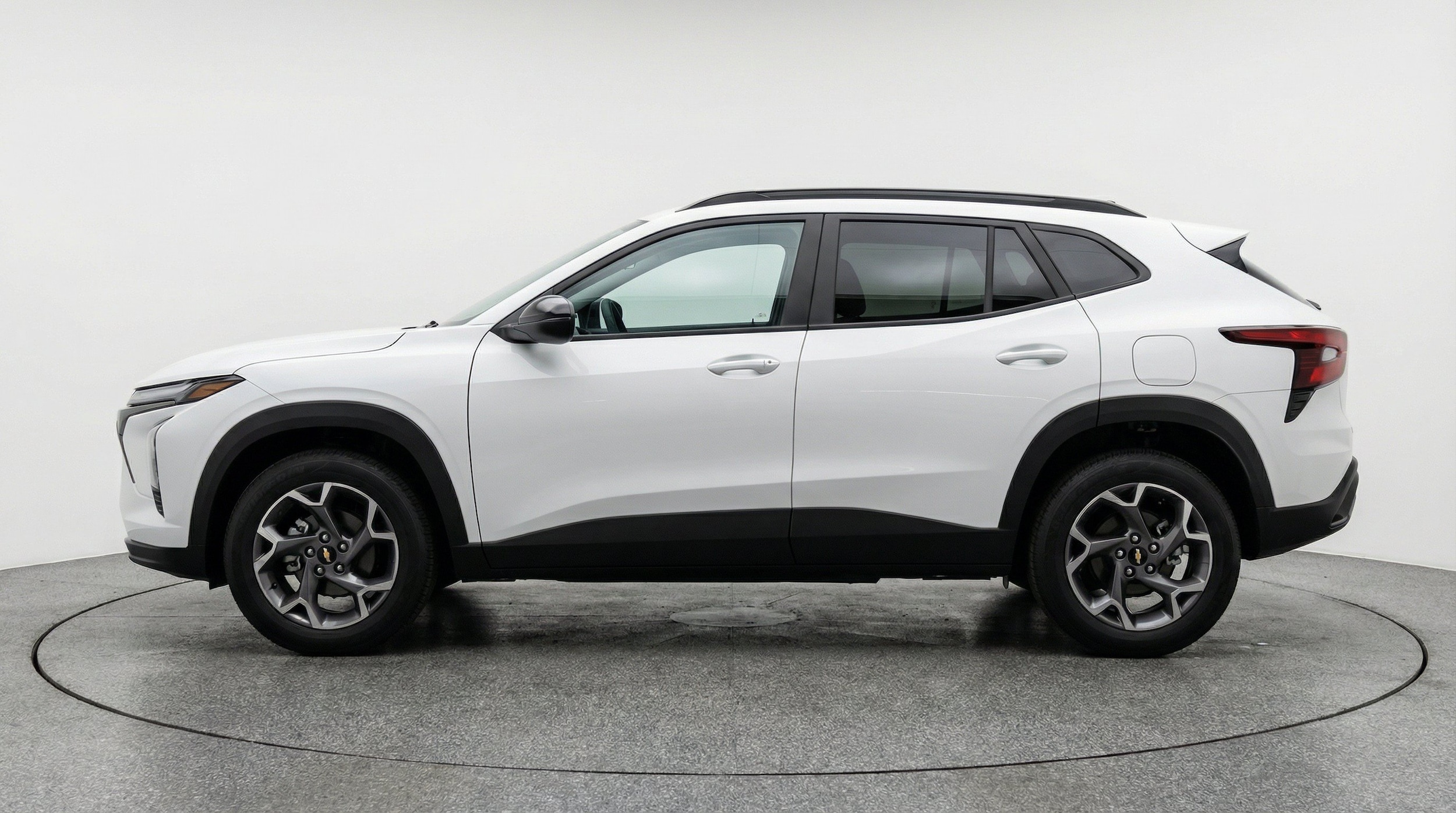 Thumbnail: 2025 Chevrolet Trax - 5