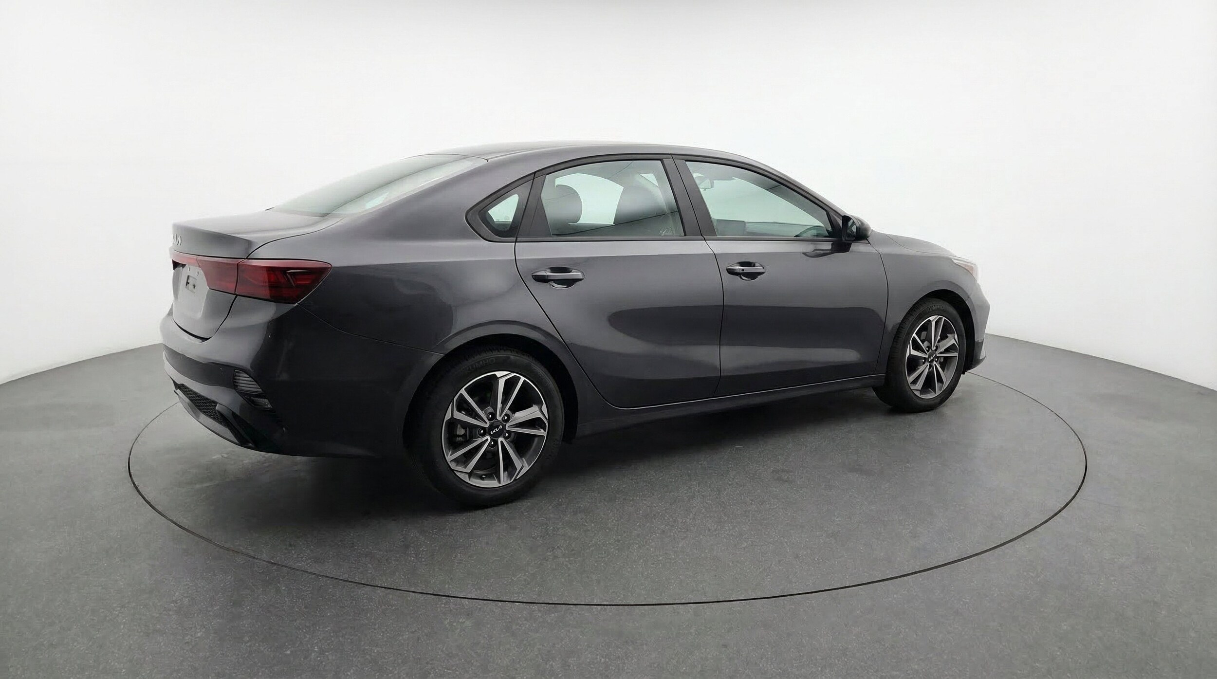 Thumbnail: 2024 Kia Forte - 9