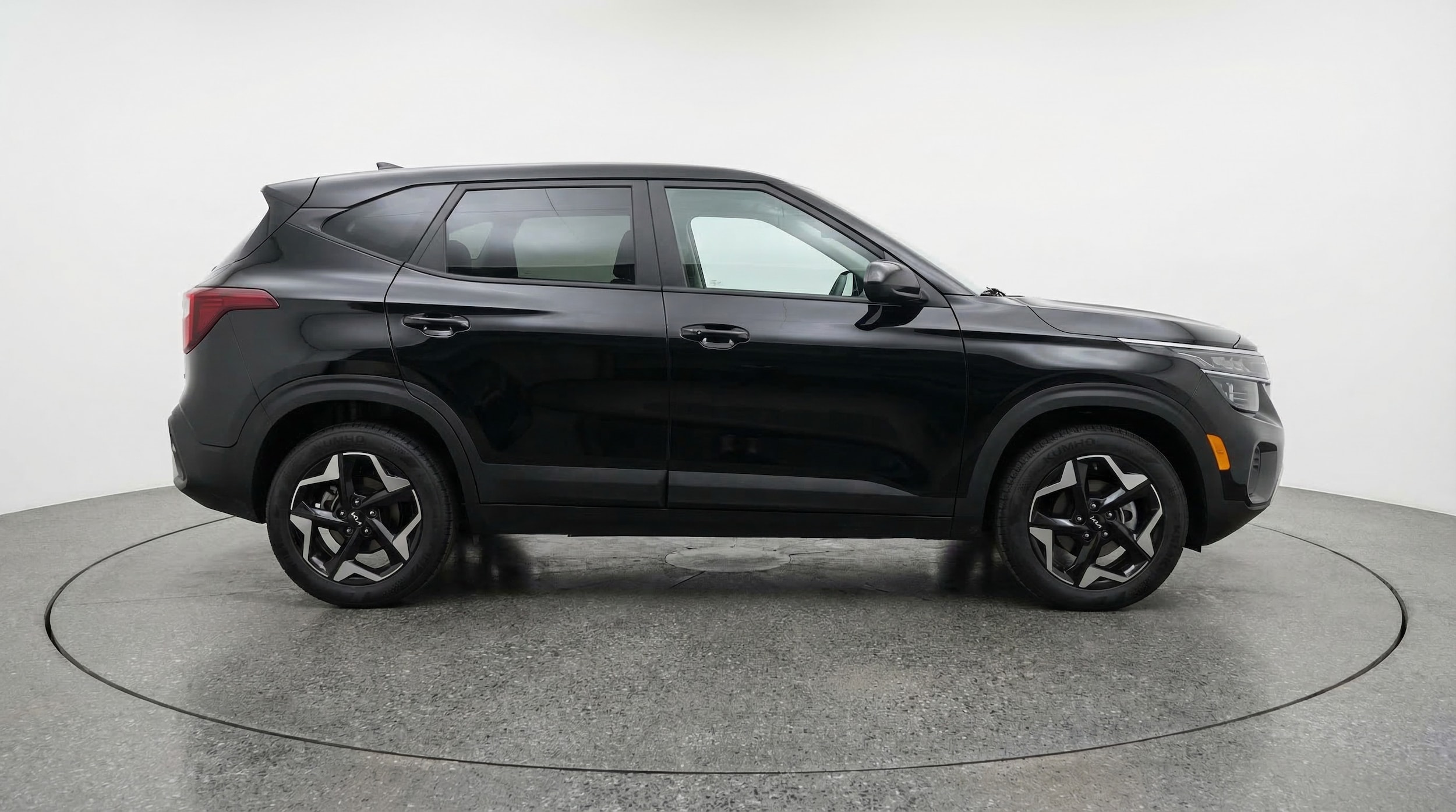 Thumbnail: 2025 Kia Seltos - 8