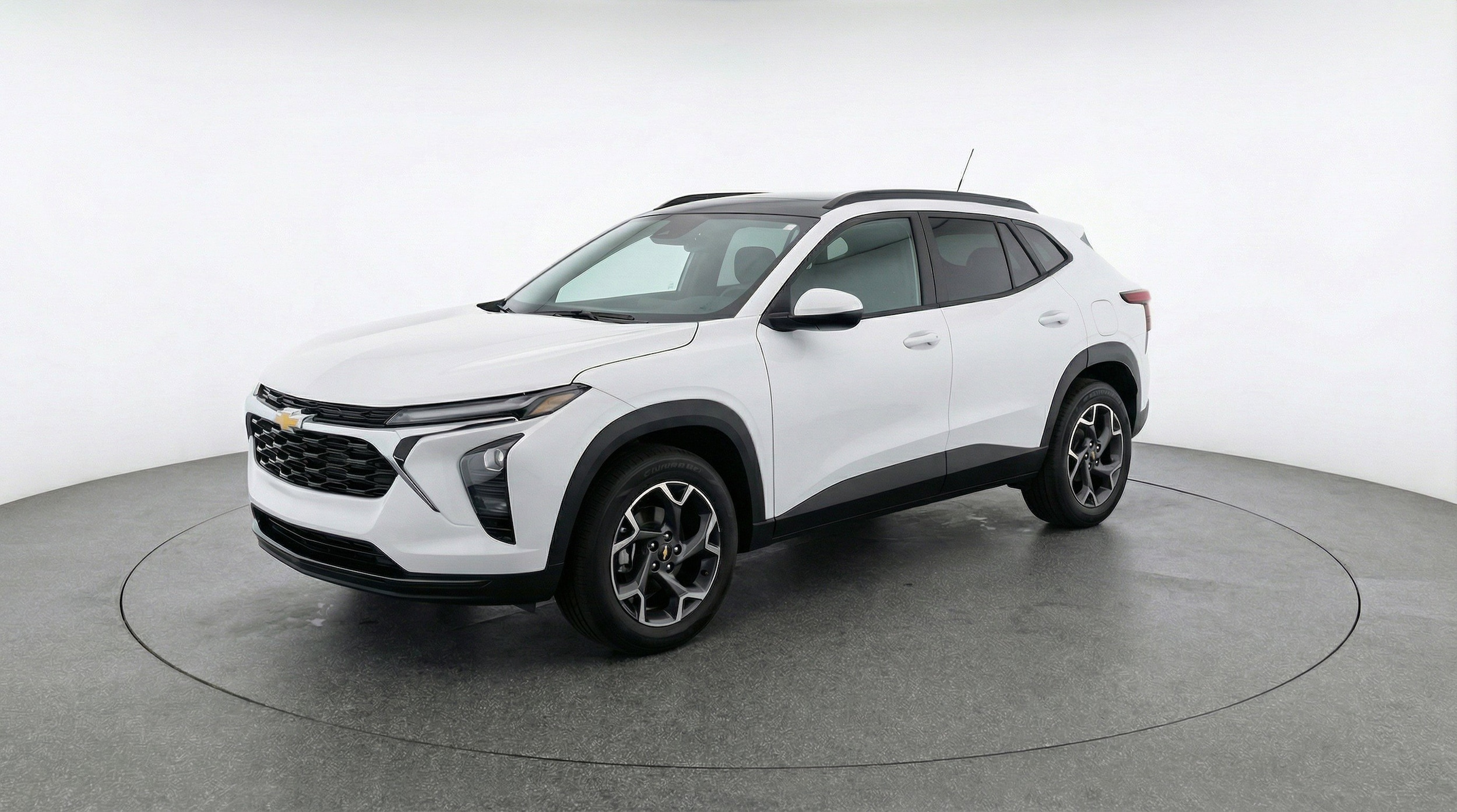 Thumbnail: 2025 Chevrolet Trax - 3