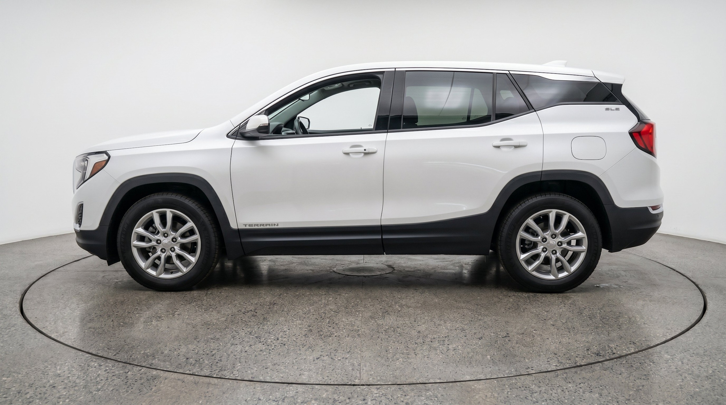 Thumbnail: 2024 GMC Terrain - 5