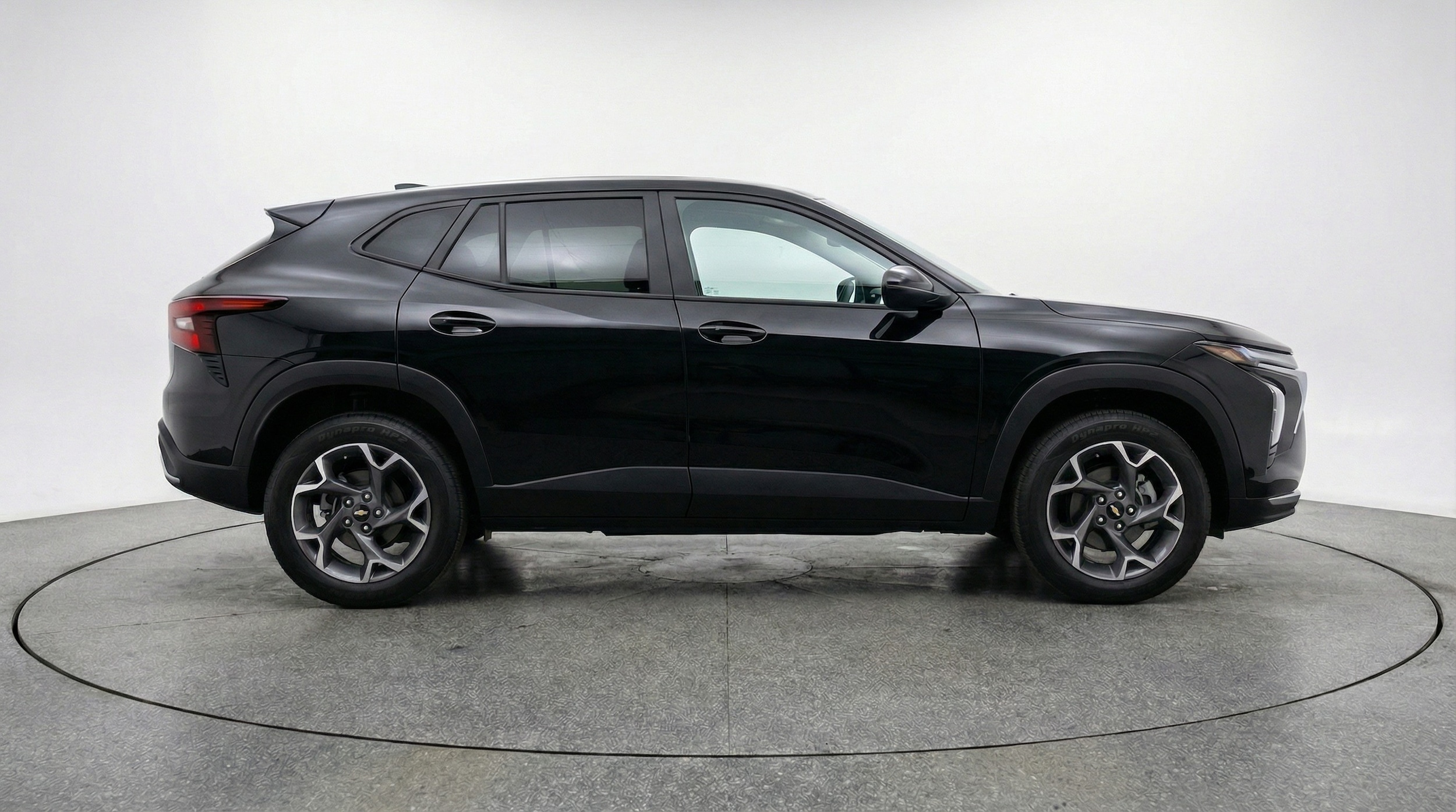 Thumbnail: 2025 Chevrolet Trax - 8