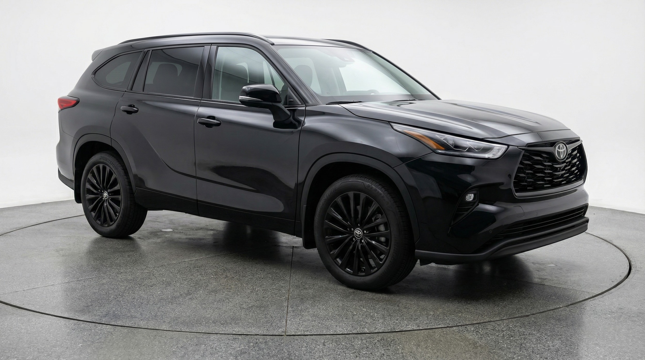 Thumbnail: 2025 Toyota Highlander - 1