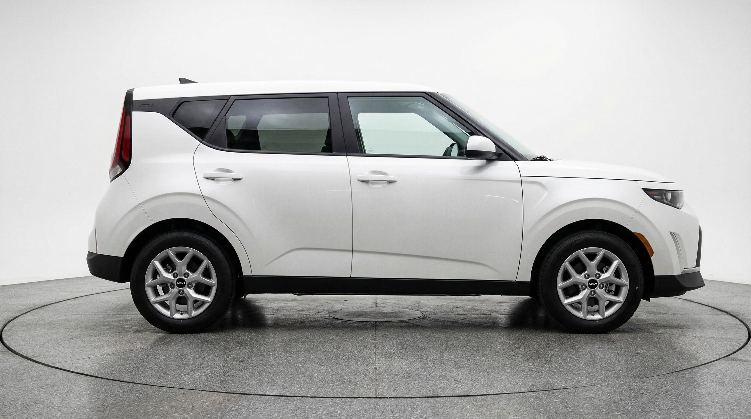 Thumbnail: 2025 Kia Soul - 8