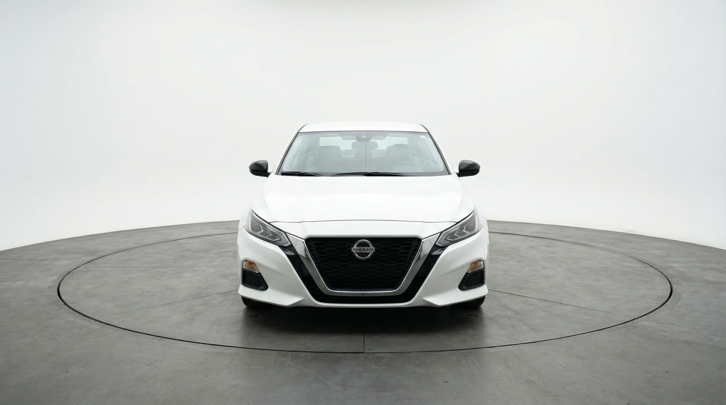 Thumbnail: 2025 Nissan Altima - 2