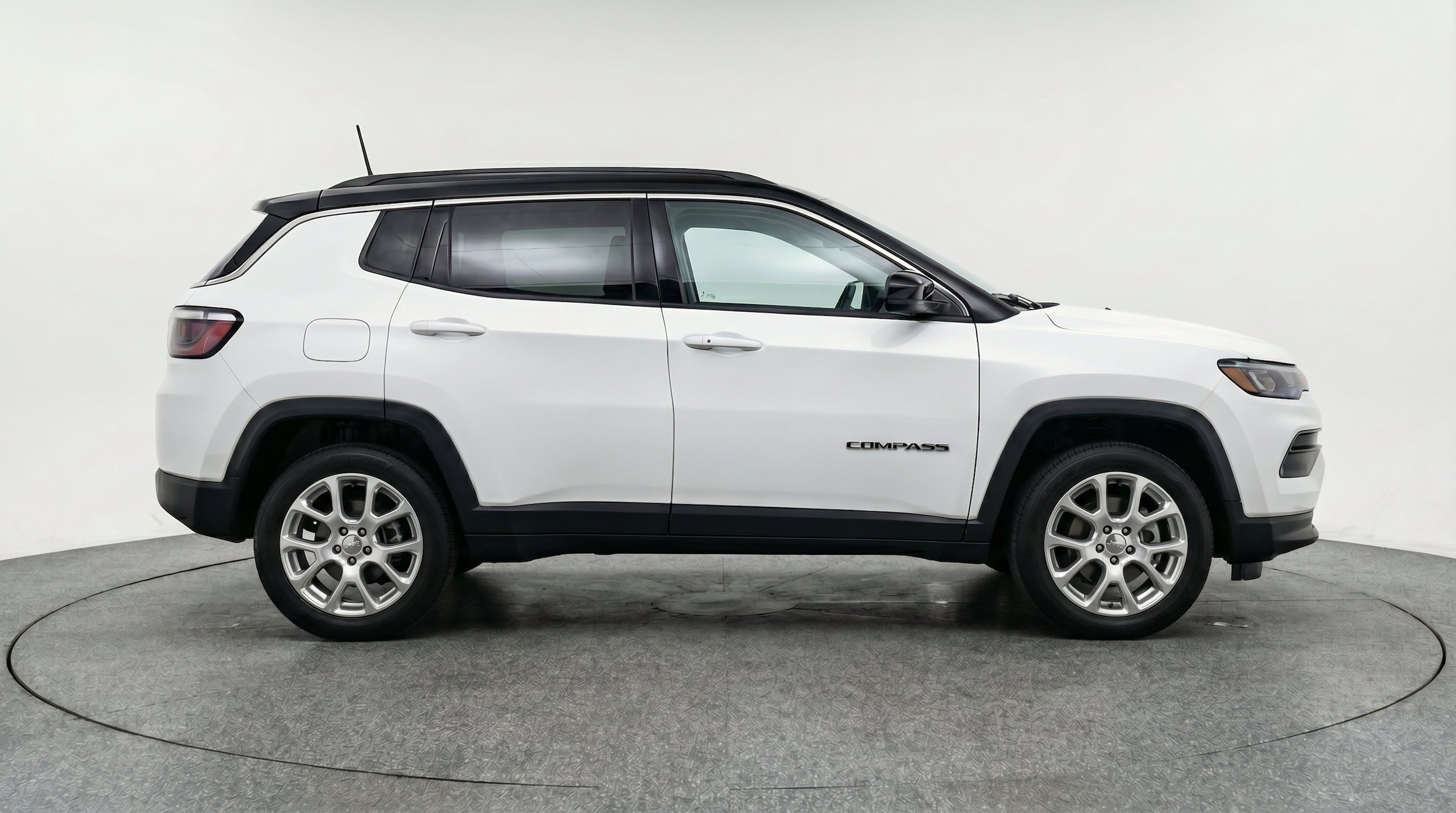 Thumbnail: 2025 Jeep Compass - 10