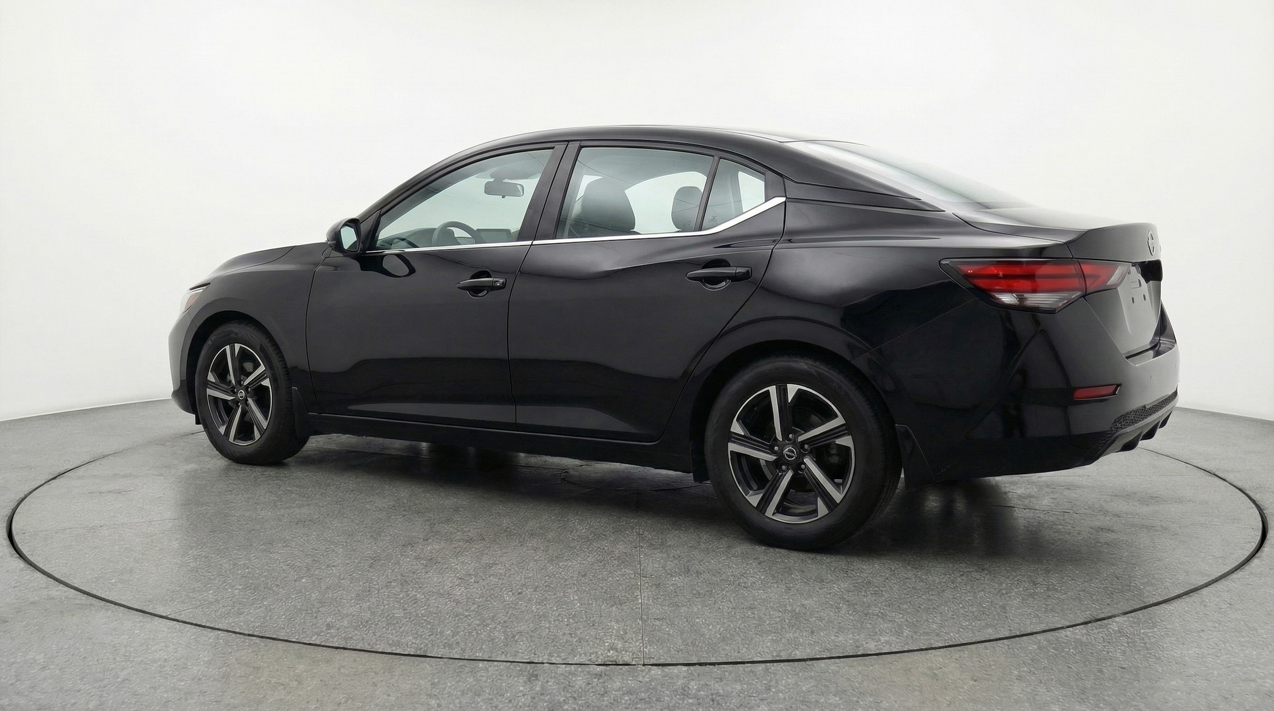 Thumbnail: 2025 Nissan Sentra - 5