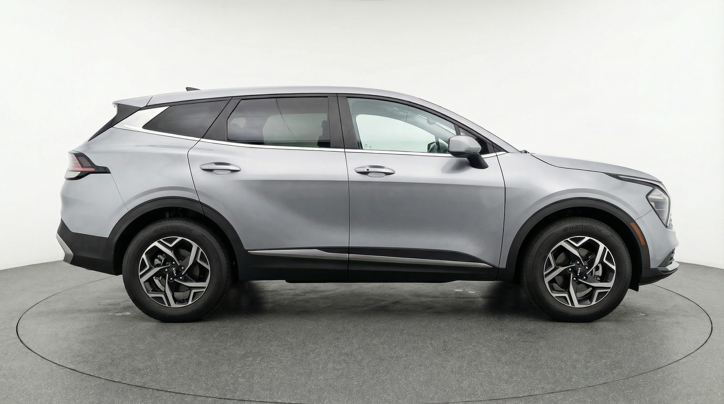 Thumbnail: 2025 Kia Sportage - 8