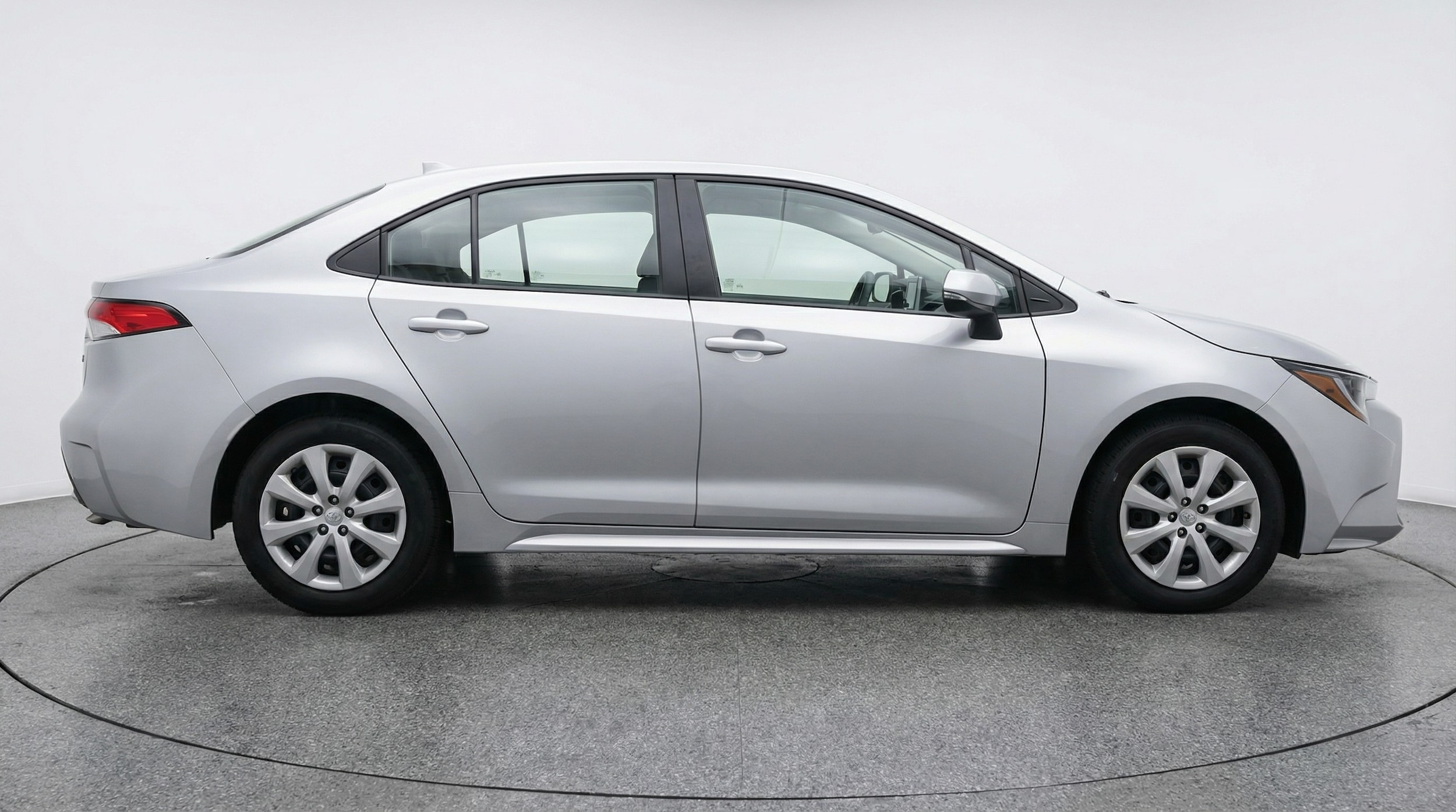 Thumbnail: 2025 Toyota Corolla - 8