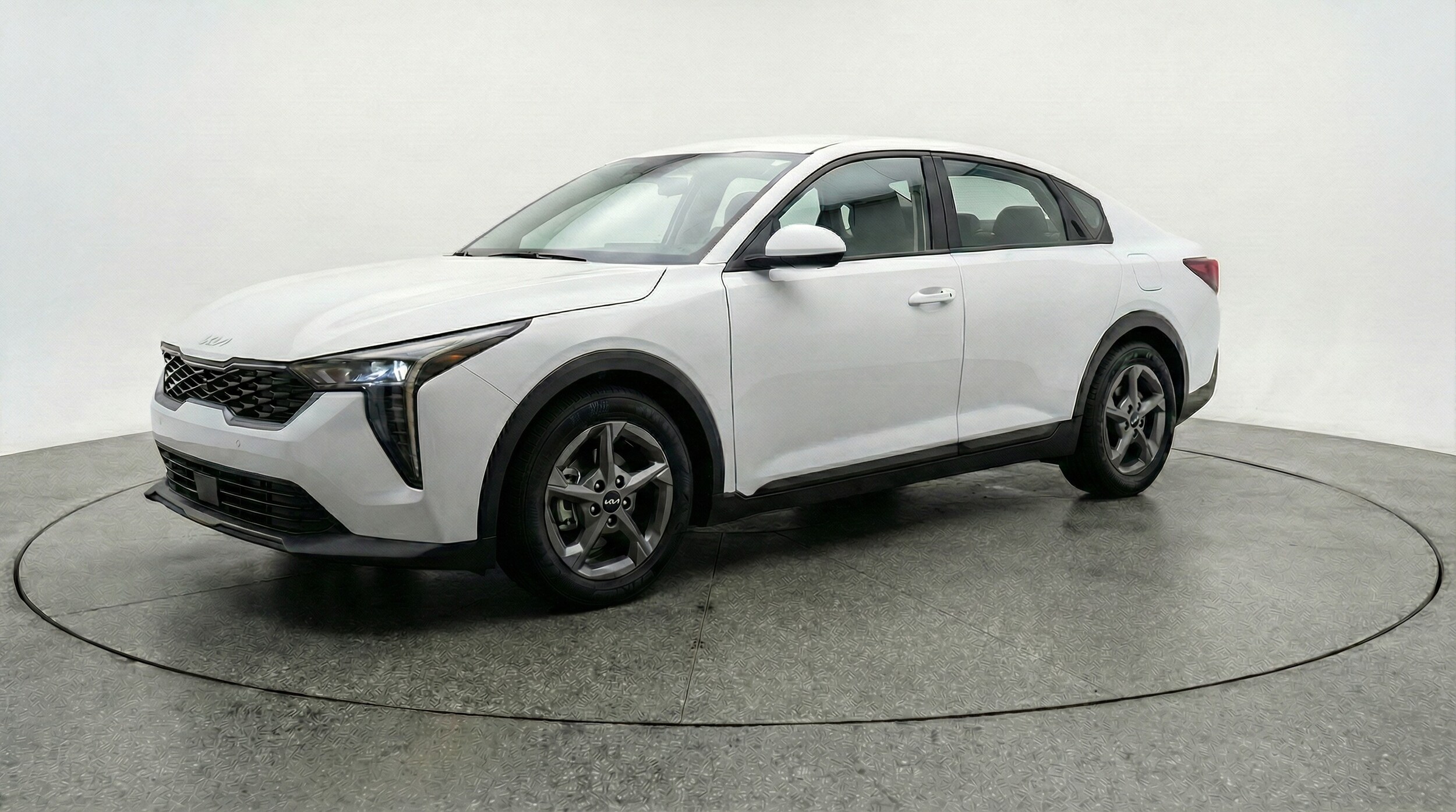 Thumbnail: 2025 Kia K4 - 3