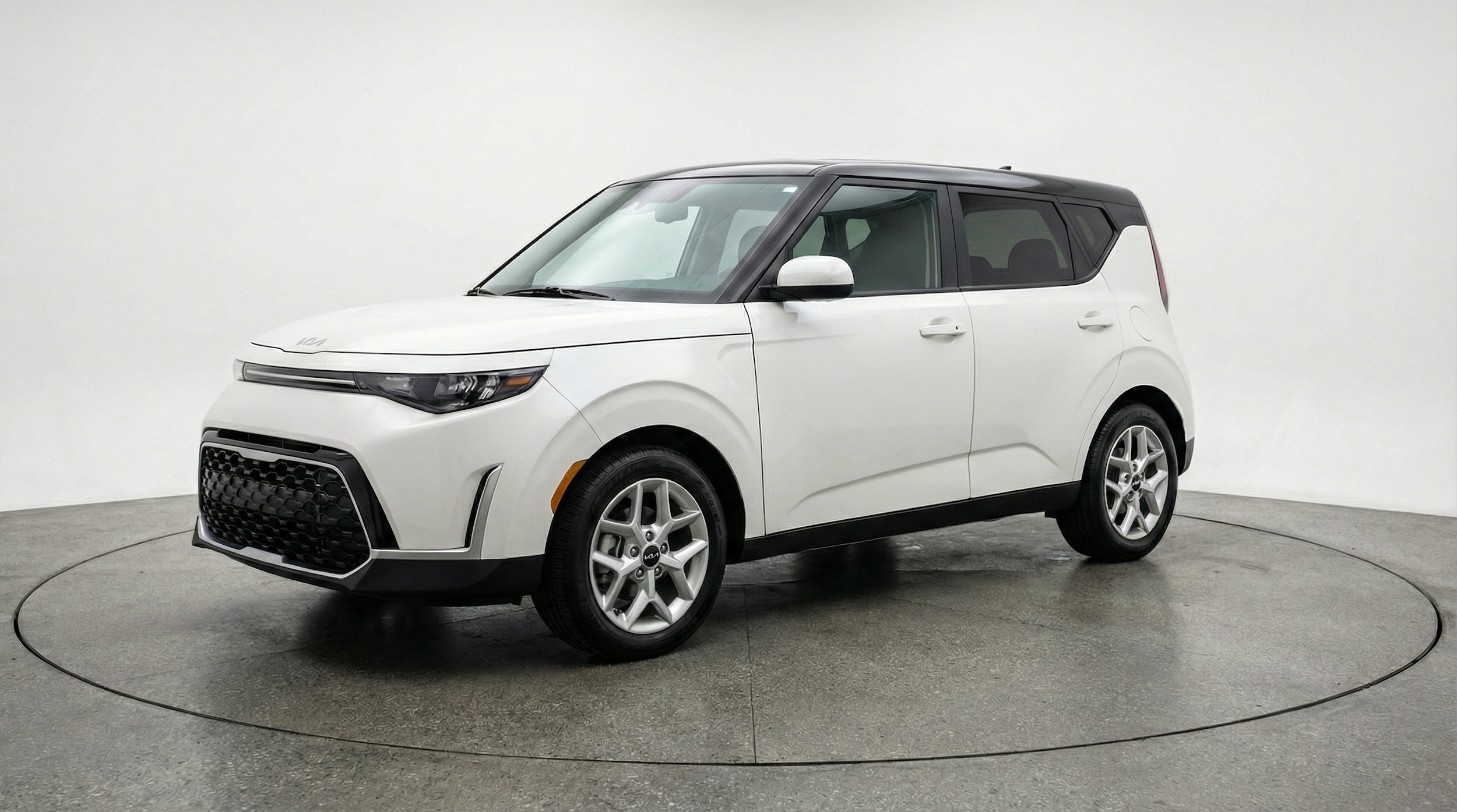 Thumbnail: 2025 Kia Soul - 3