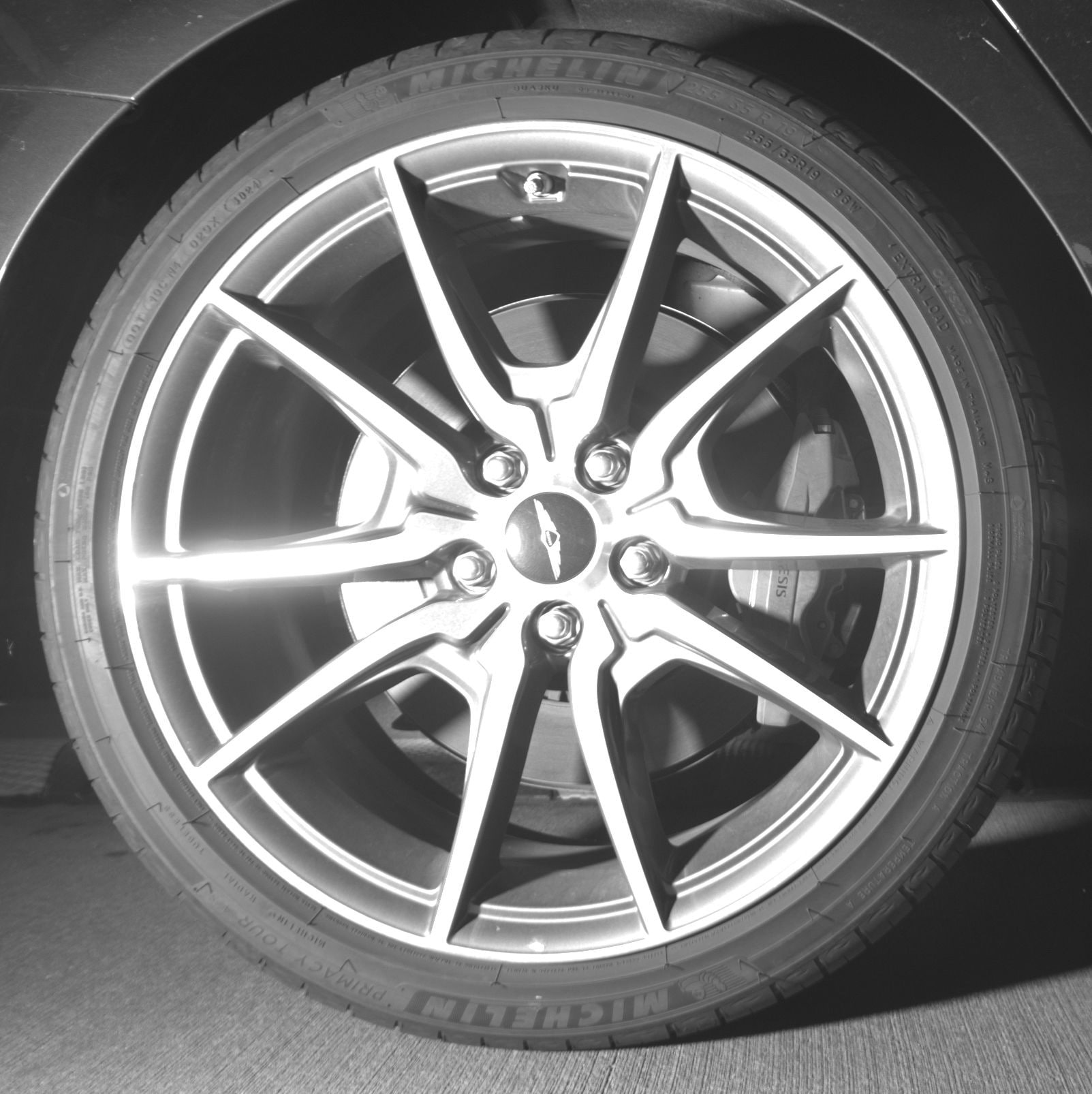 Thumbnail: 2025 Genesis G70 - 12