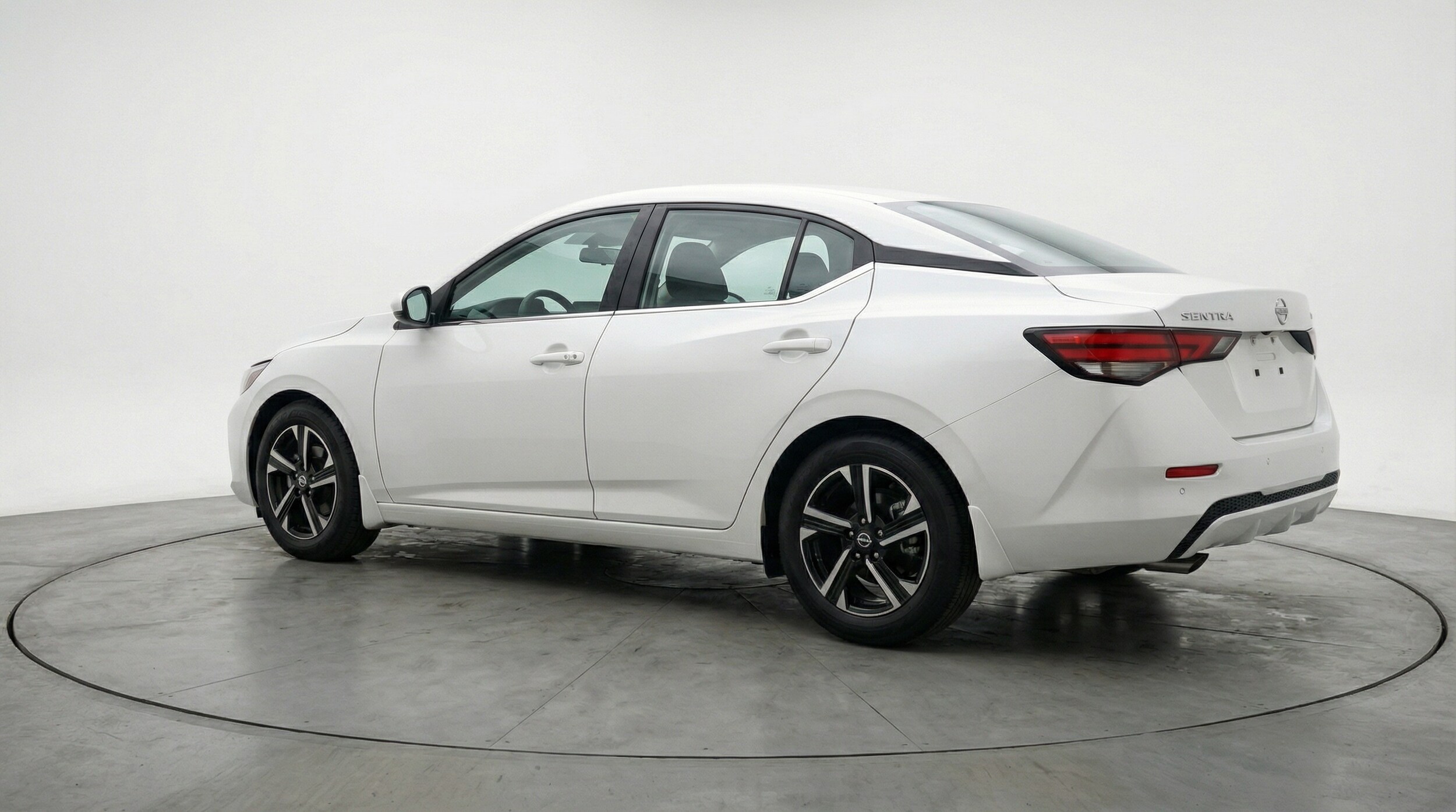 Thumbnail: 2025 Nissan Sentra - 5