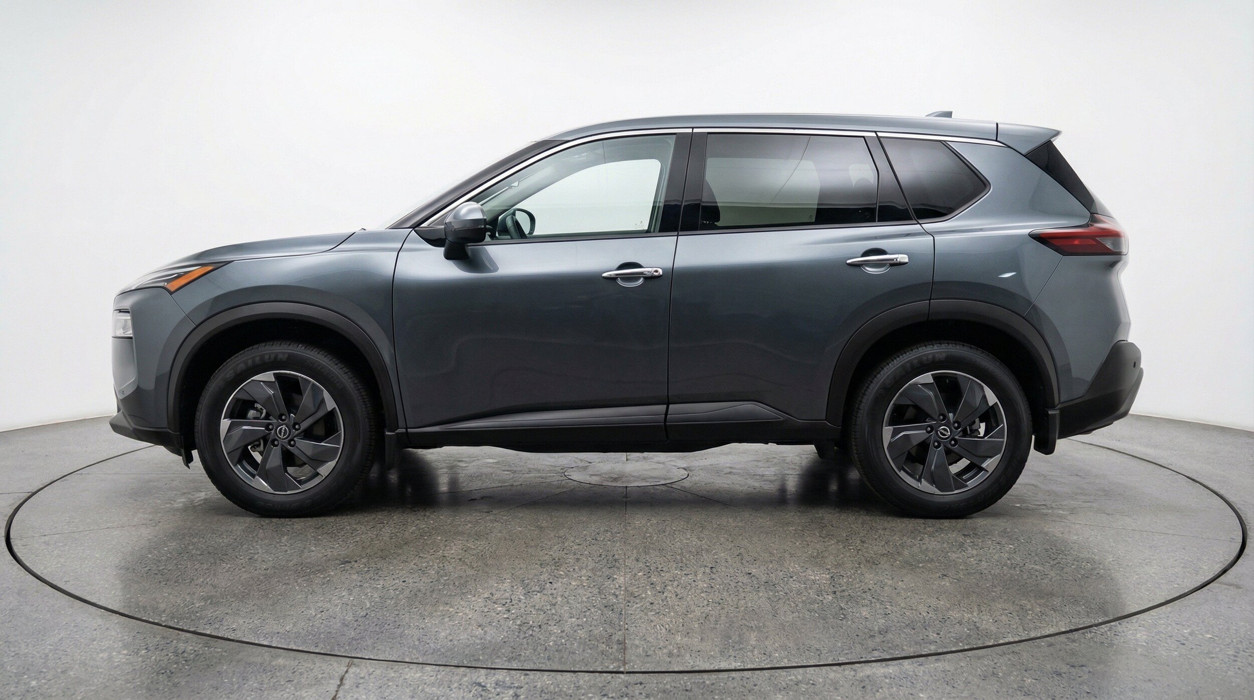 Thumbnail: 2025 Nissan Rogue - 5