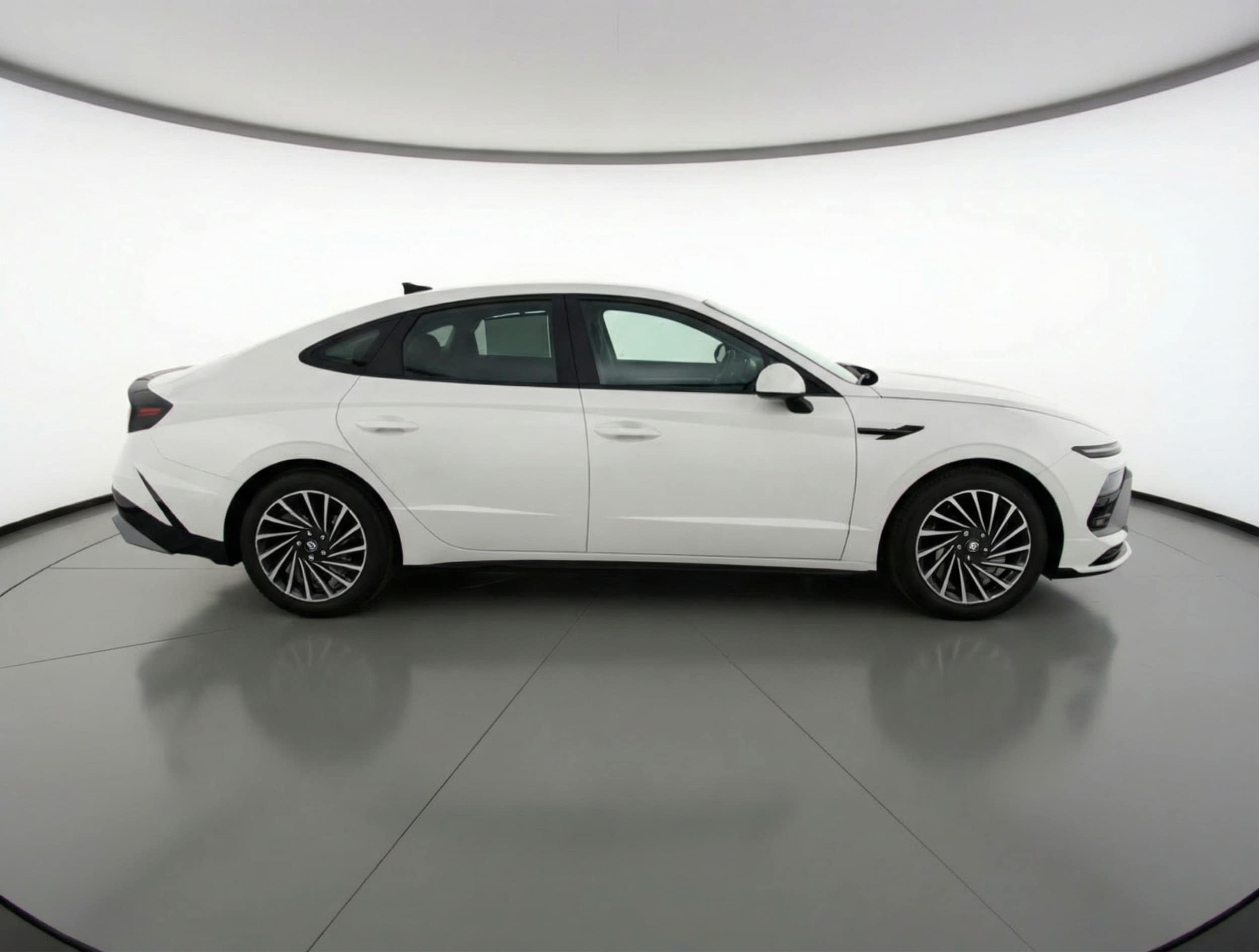 Thumbnail: 2025 Hyundai Sonata - 8