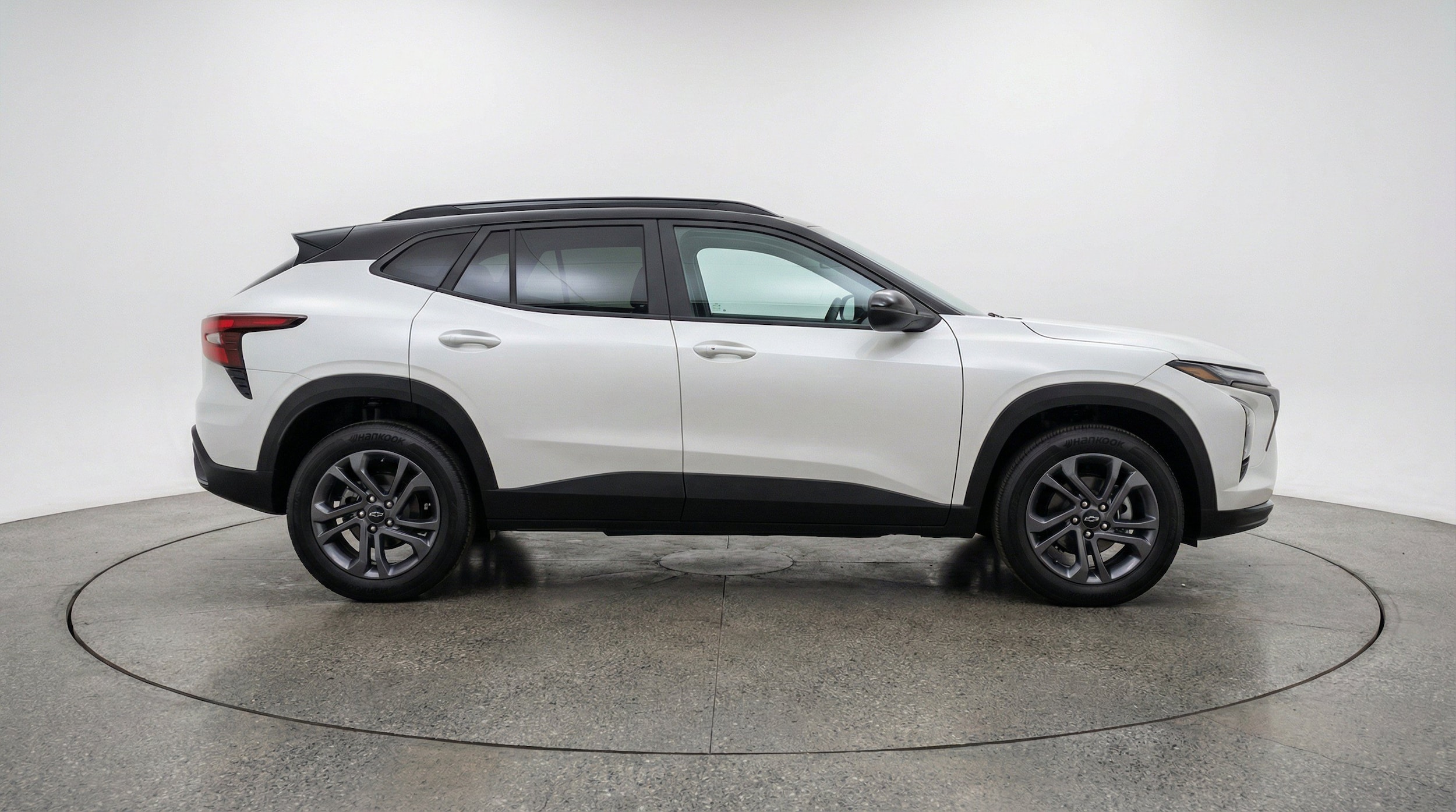 Thumbnail: 2025 Chevrolet Trax - 11