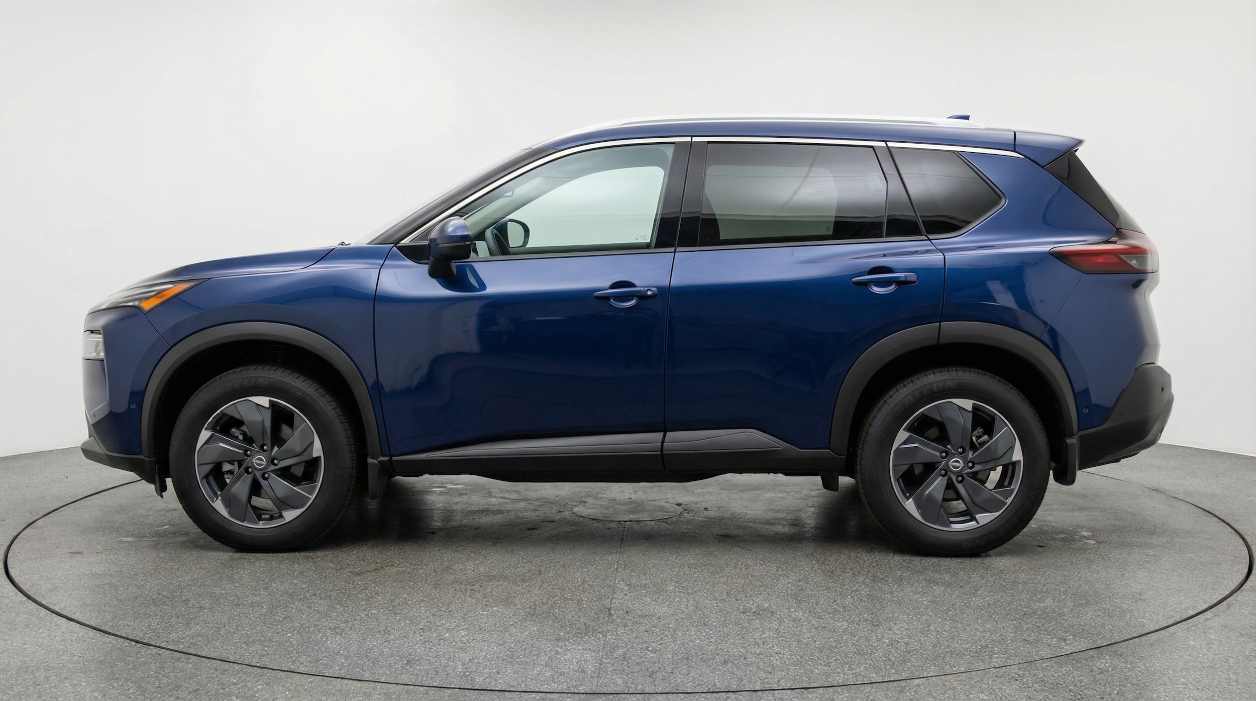 Thumbnail: 2025 Nissan Rogue - 4